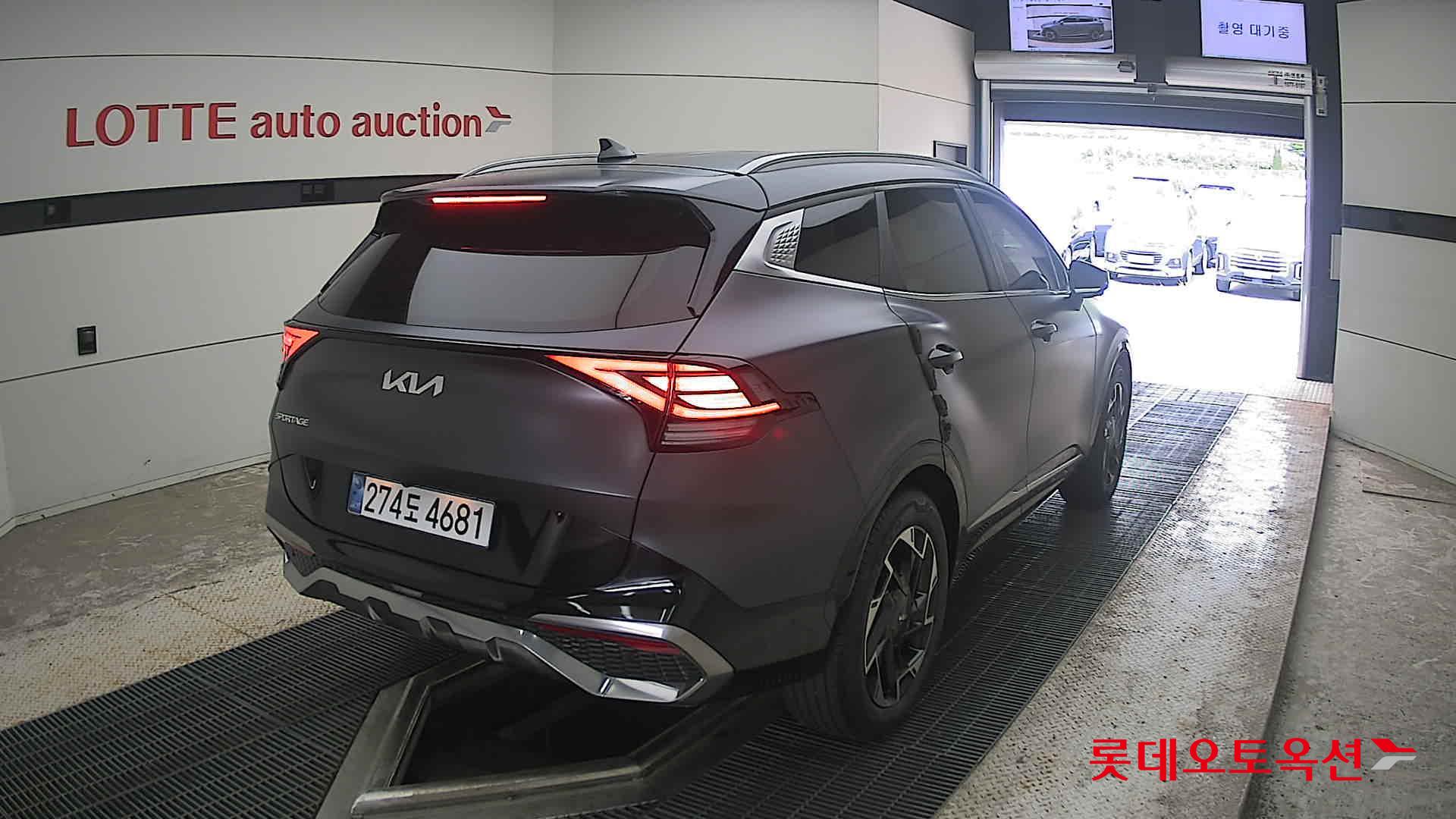 2022 - kia sportage