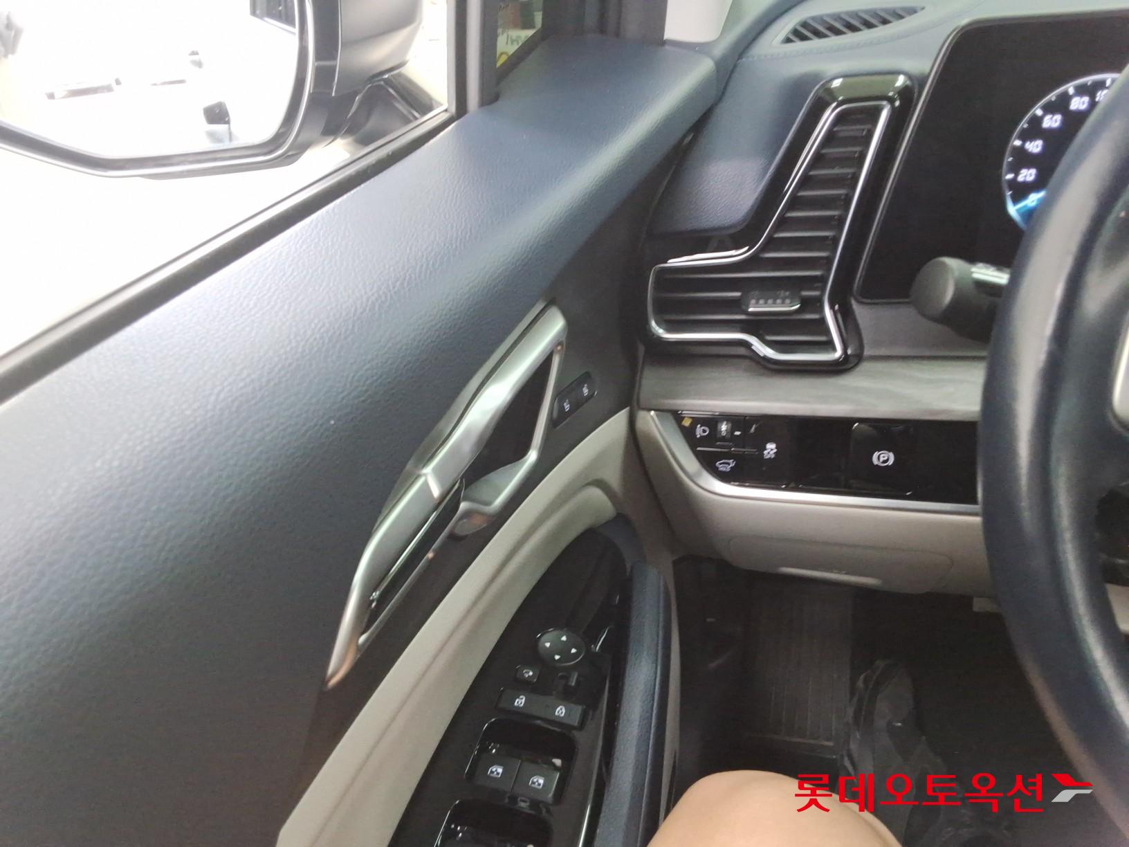 2022 - kia sportage