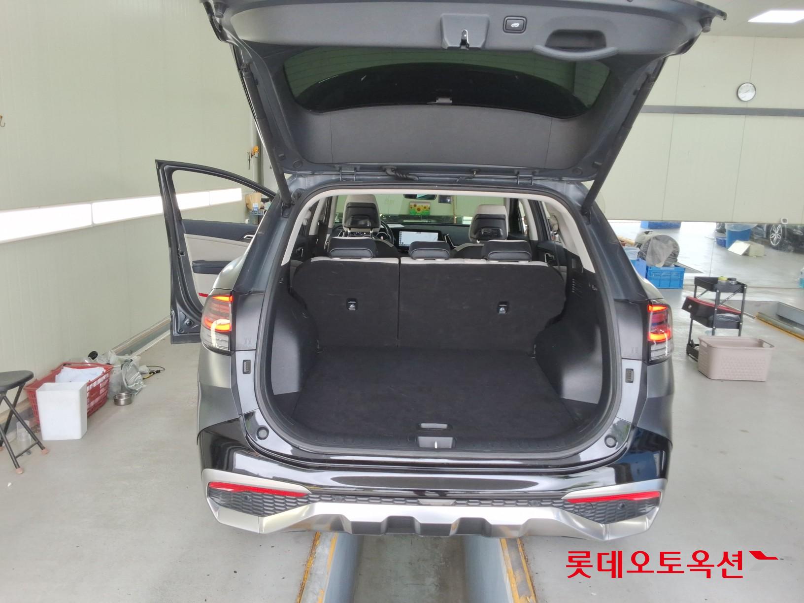 2022 - kia sportage