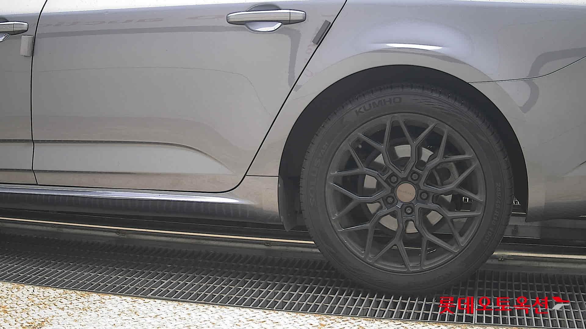 2016 - renault samsung sm6