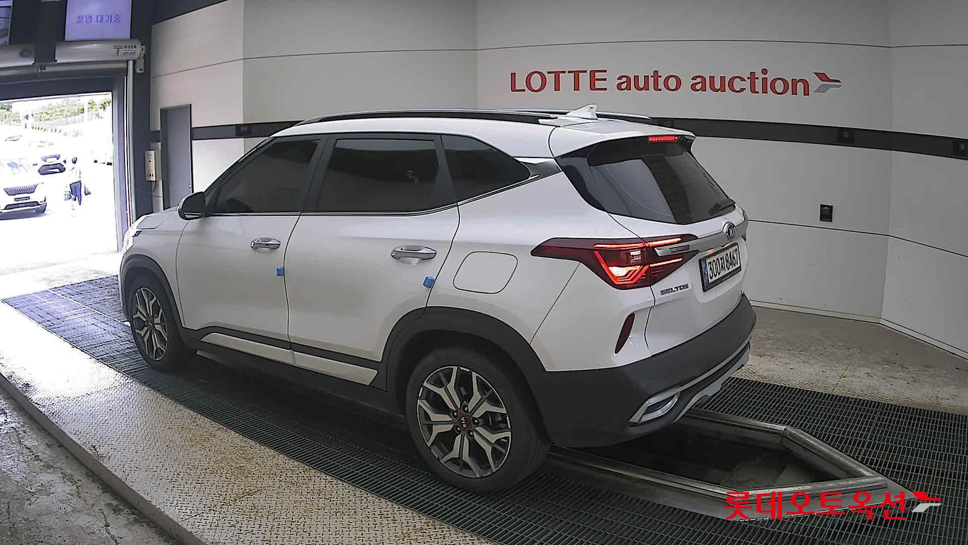 Kia Seltos id 4504287 из Кореи 10