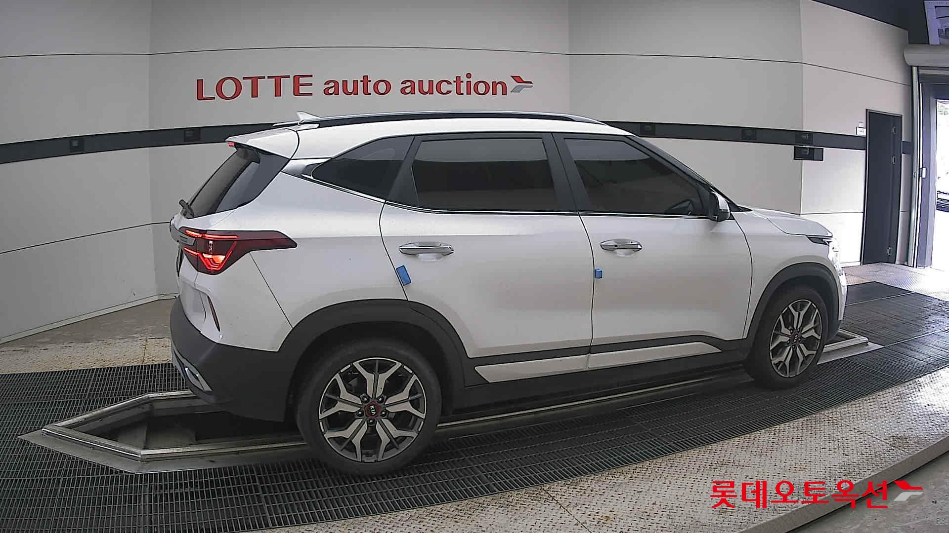 Kia Seltos id 4504287 из Кореи 18
