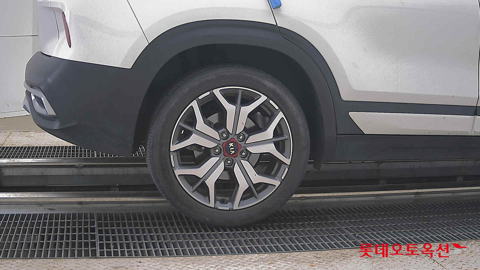 Kia Seltos id 4504287 из Кореи 24