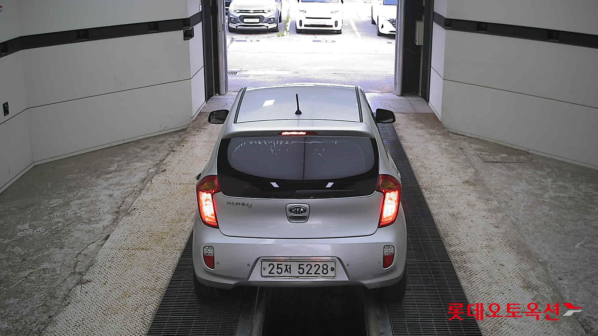 2012 - kia morning
