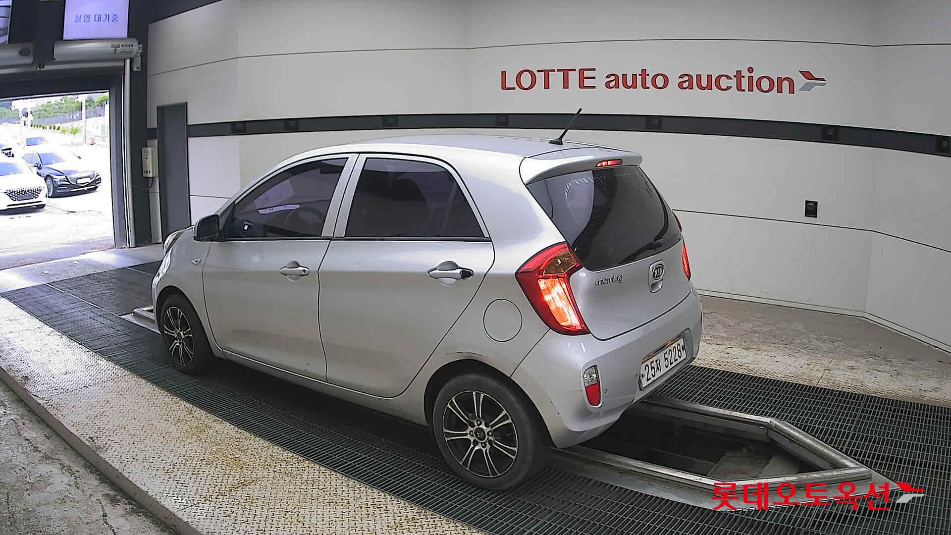 2012 - kia morning