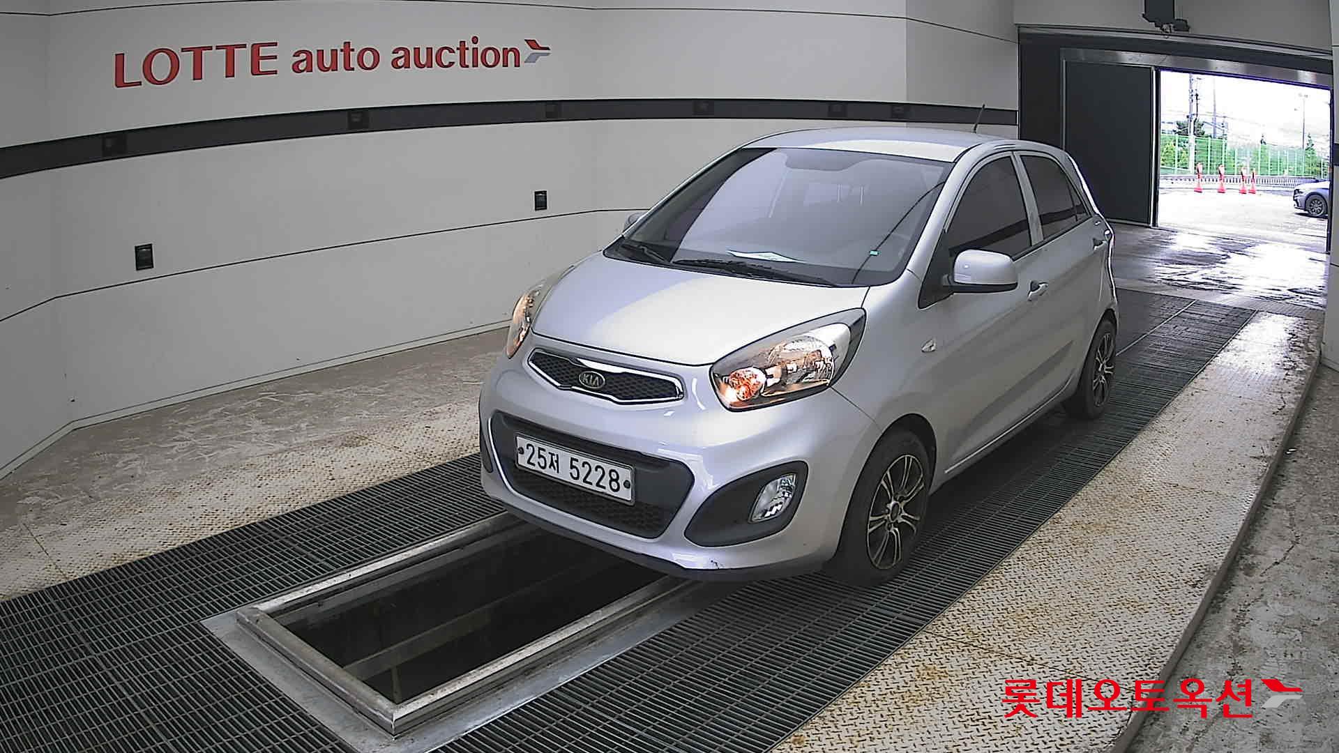 2012 - kia morning