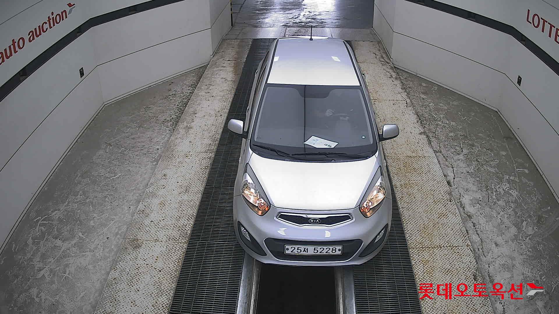 2012 - kia morning