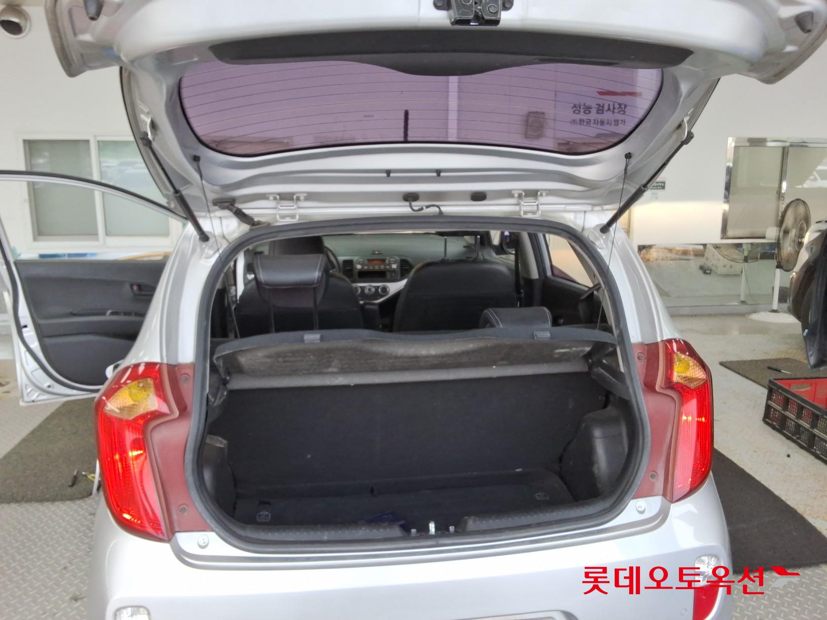 2012 - kia morning