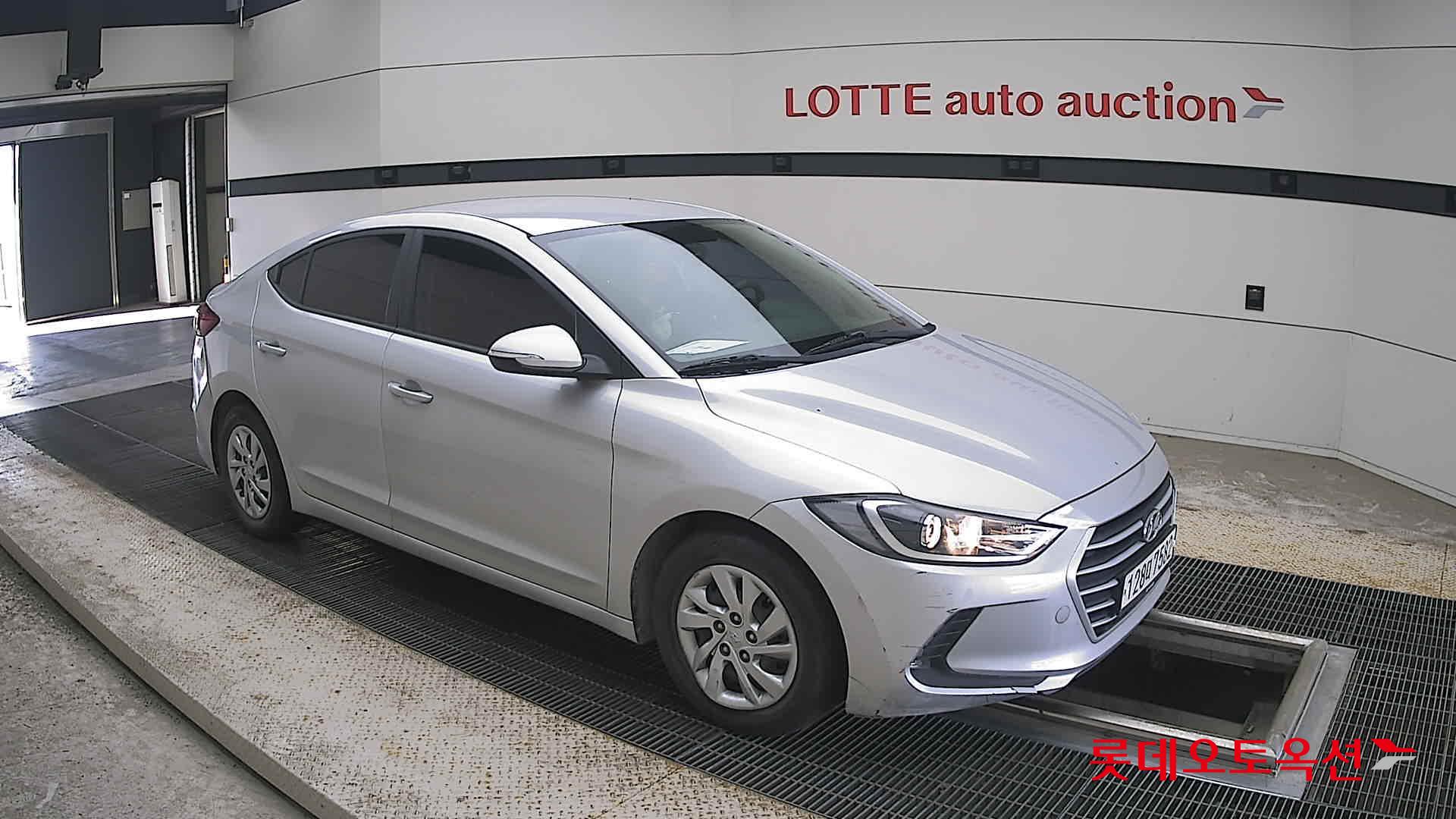 2018 - hyundai avante