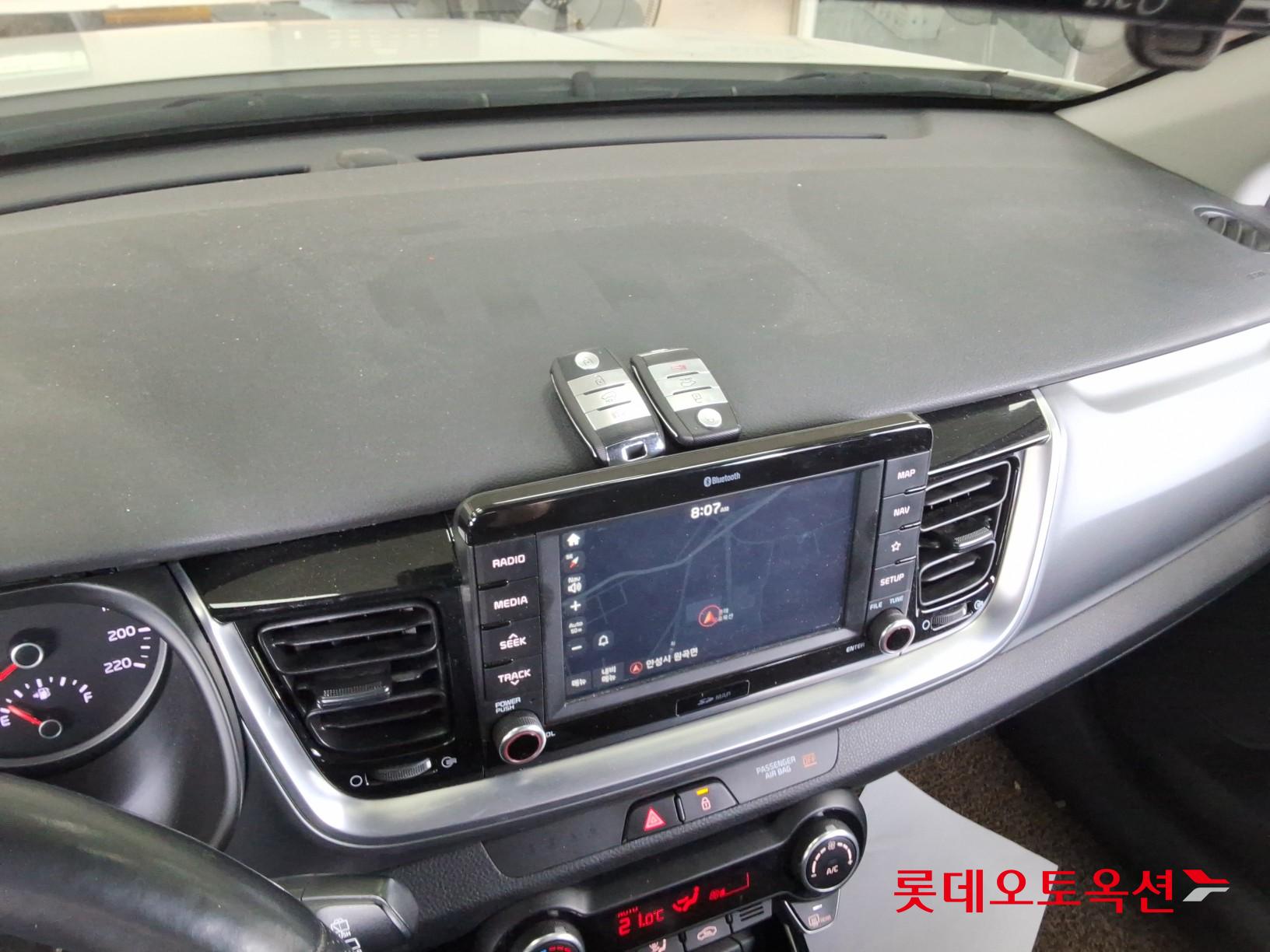 2018 - kia stoic