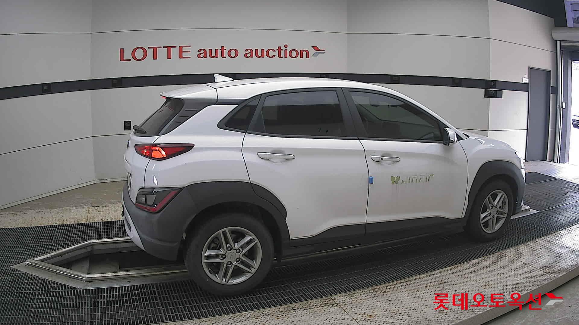 2021 - hyundai kona