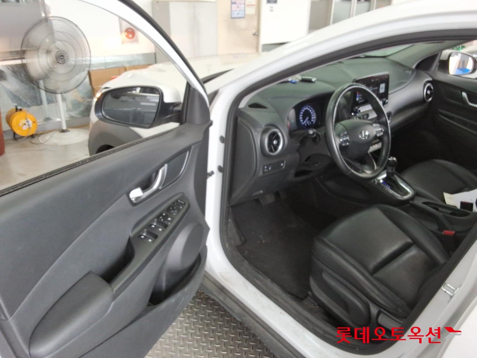 2021 - hyundai kona