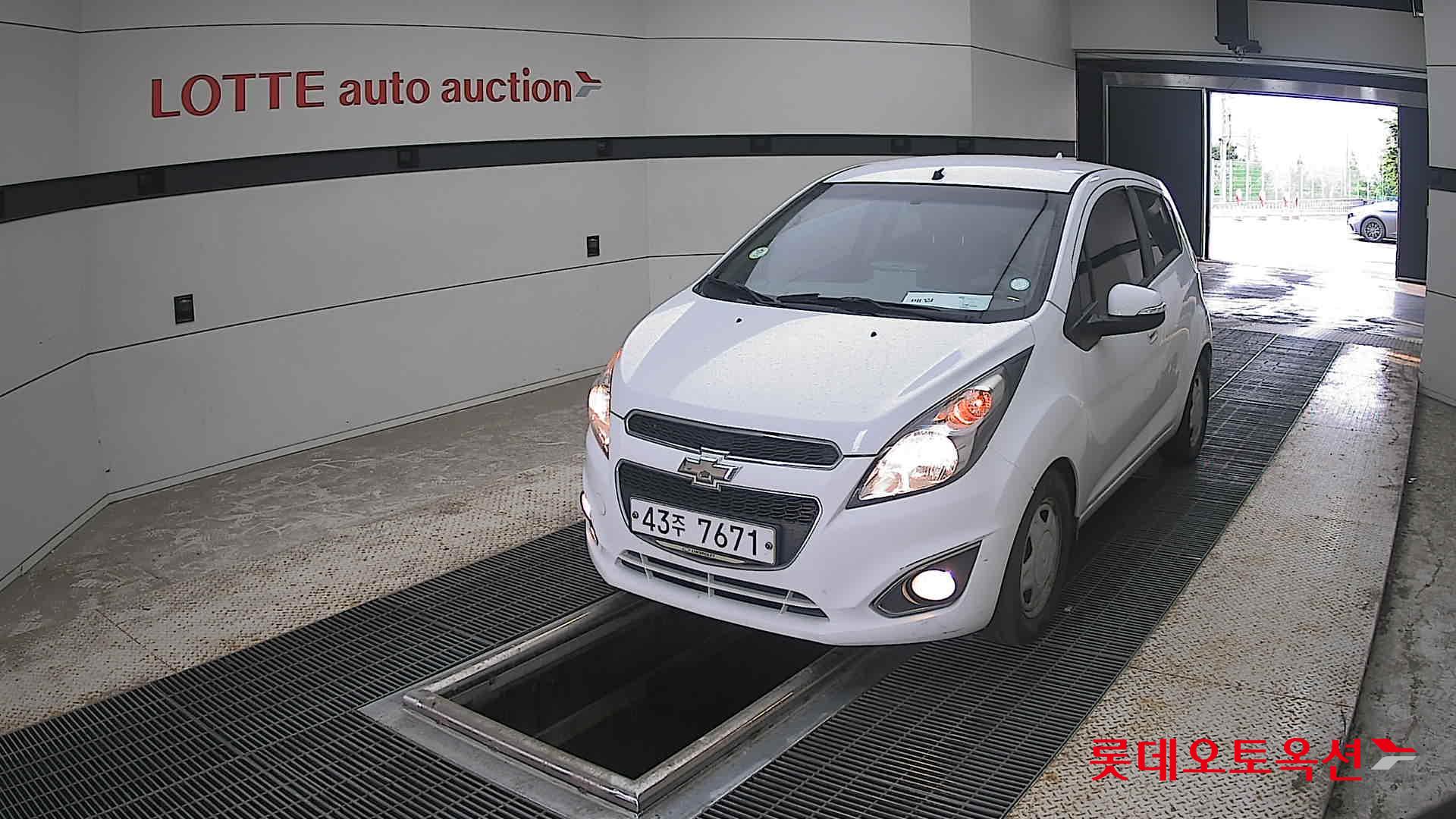 2015 - chevrolet spark