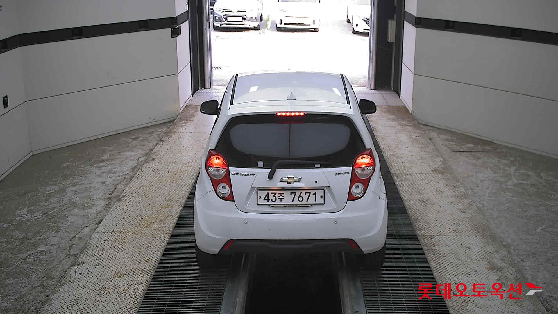 2015 - chevrolet spark