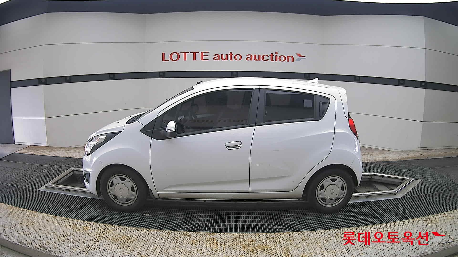 2015 - chevrolet spark