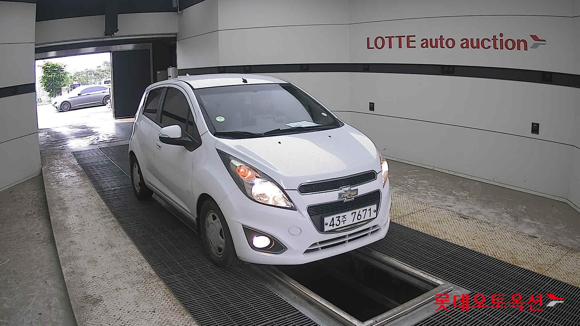 2015 - chevrolet spark