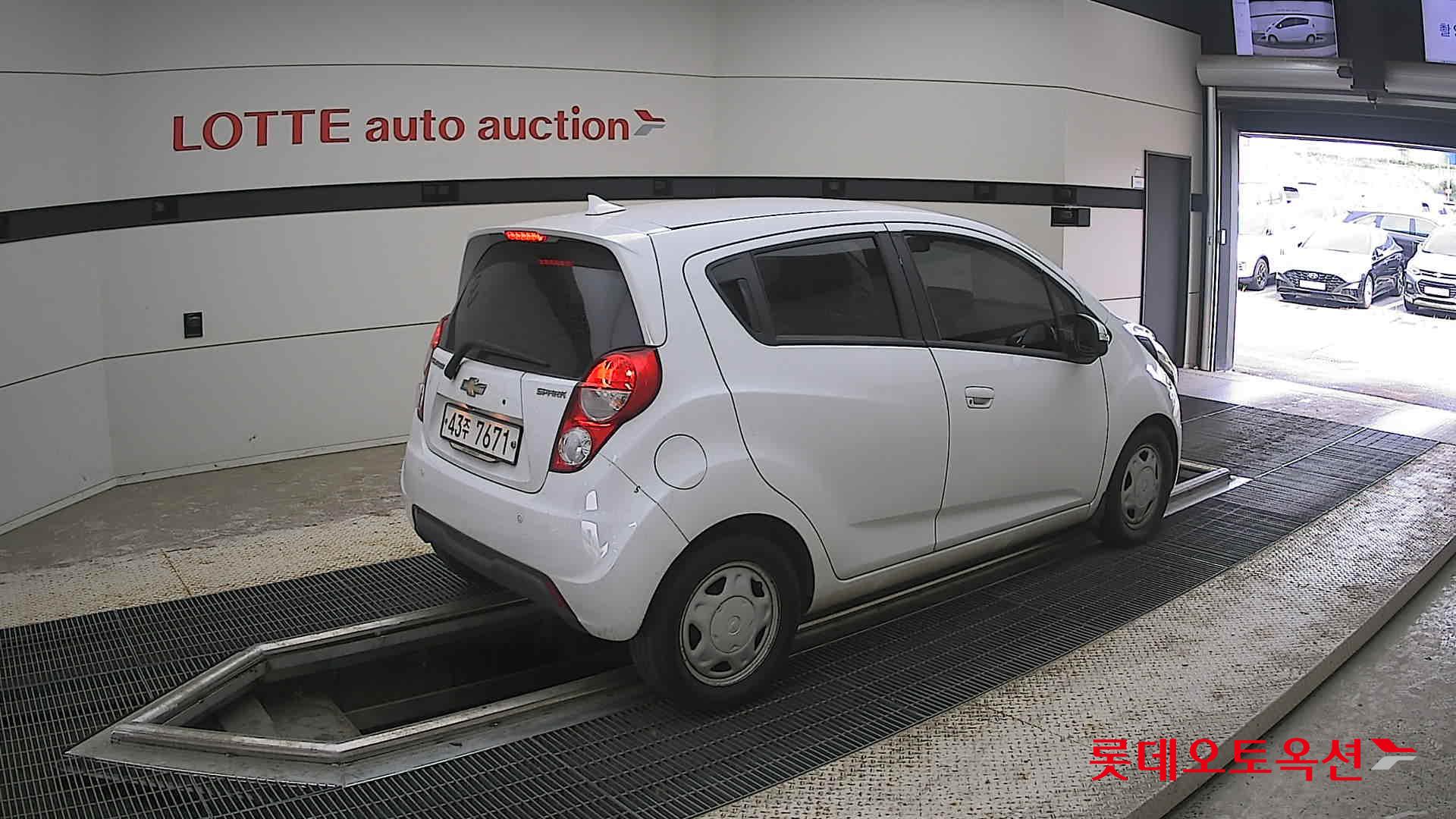 2015 - chevrolet spark