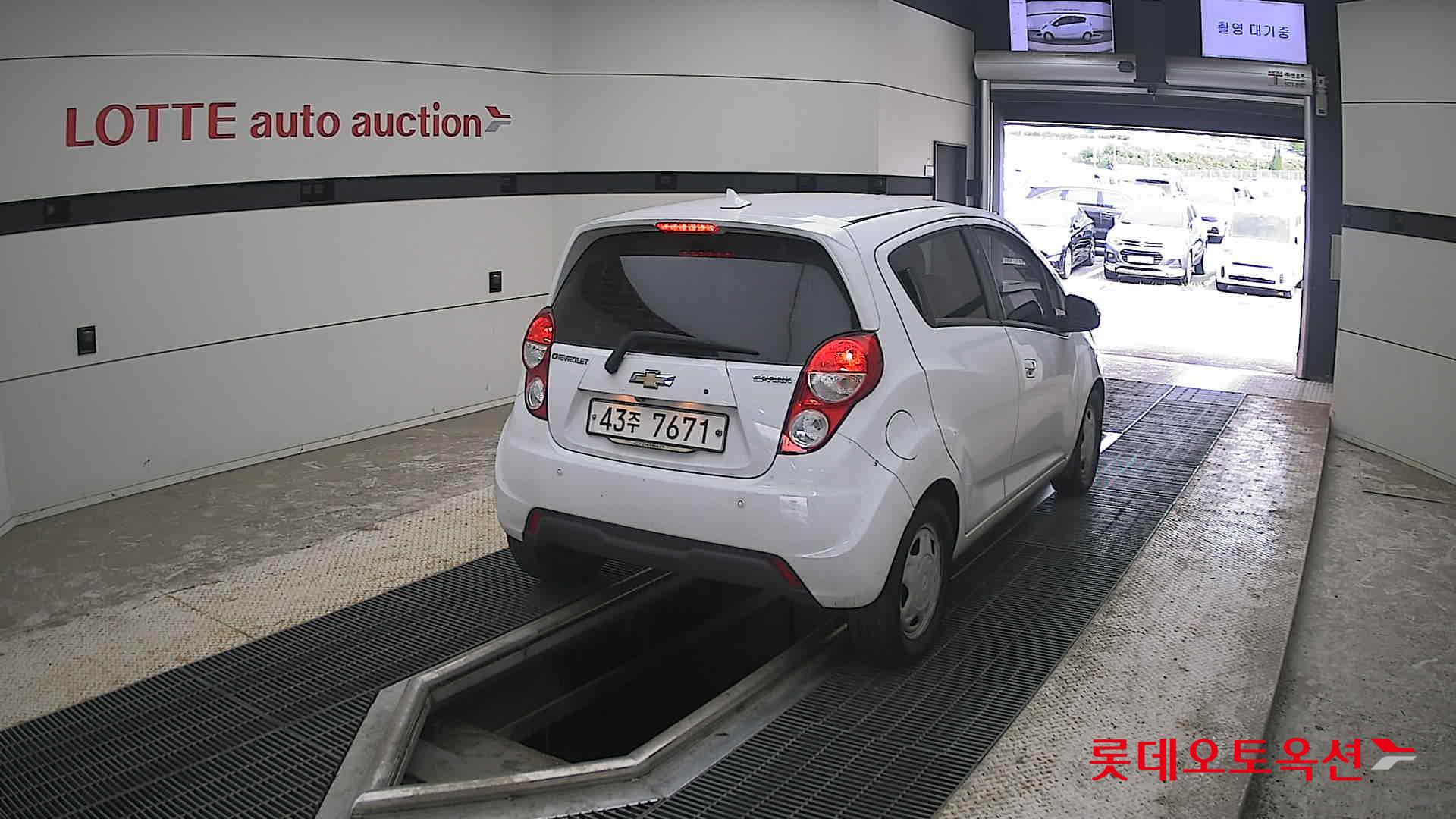 2015 - chevrolet spark