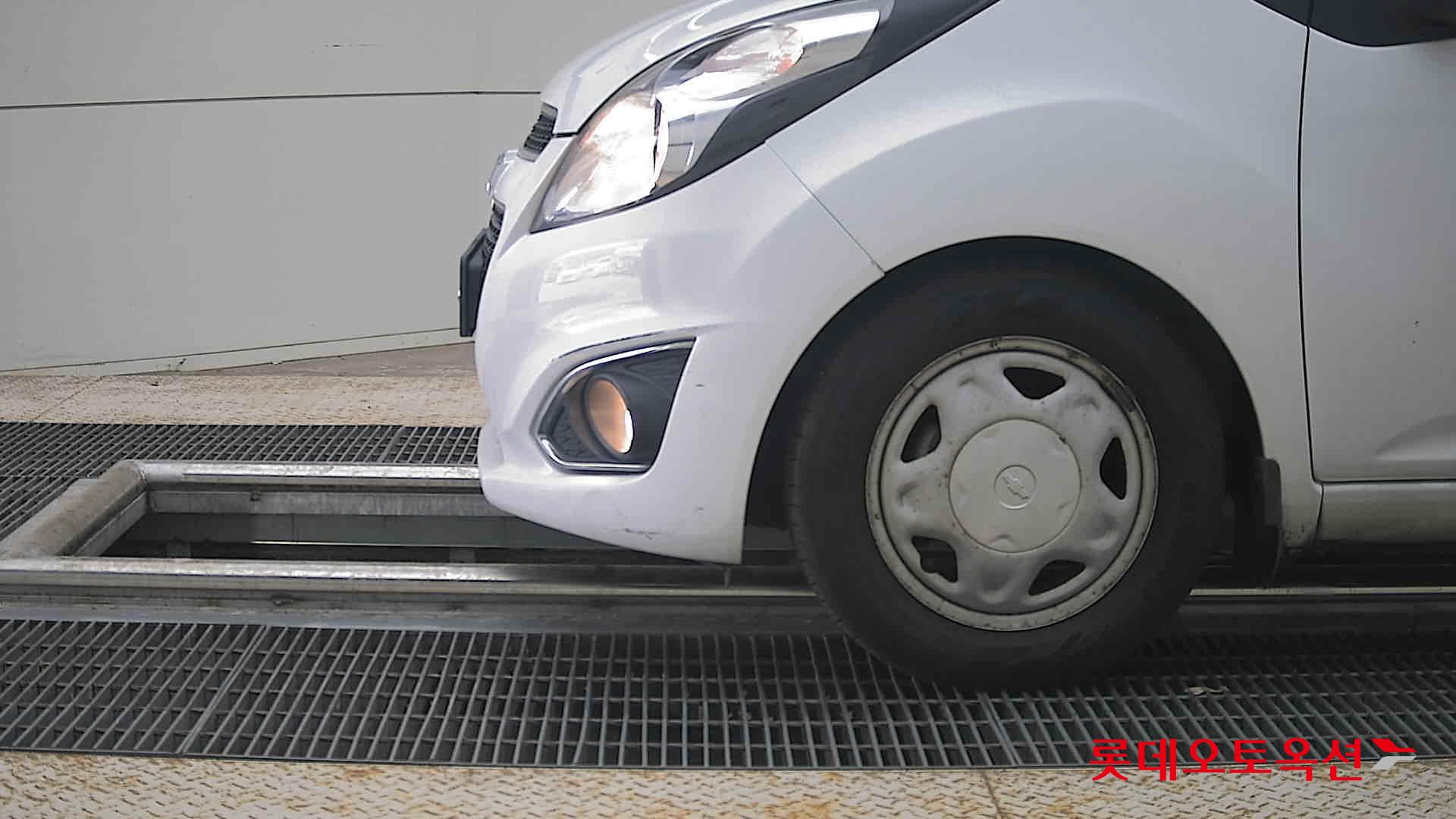 2015 - chevrolet spark