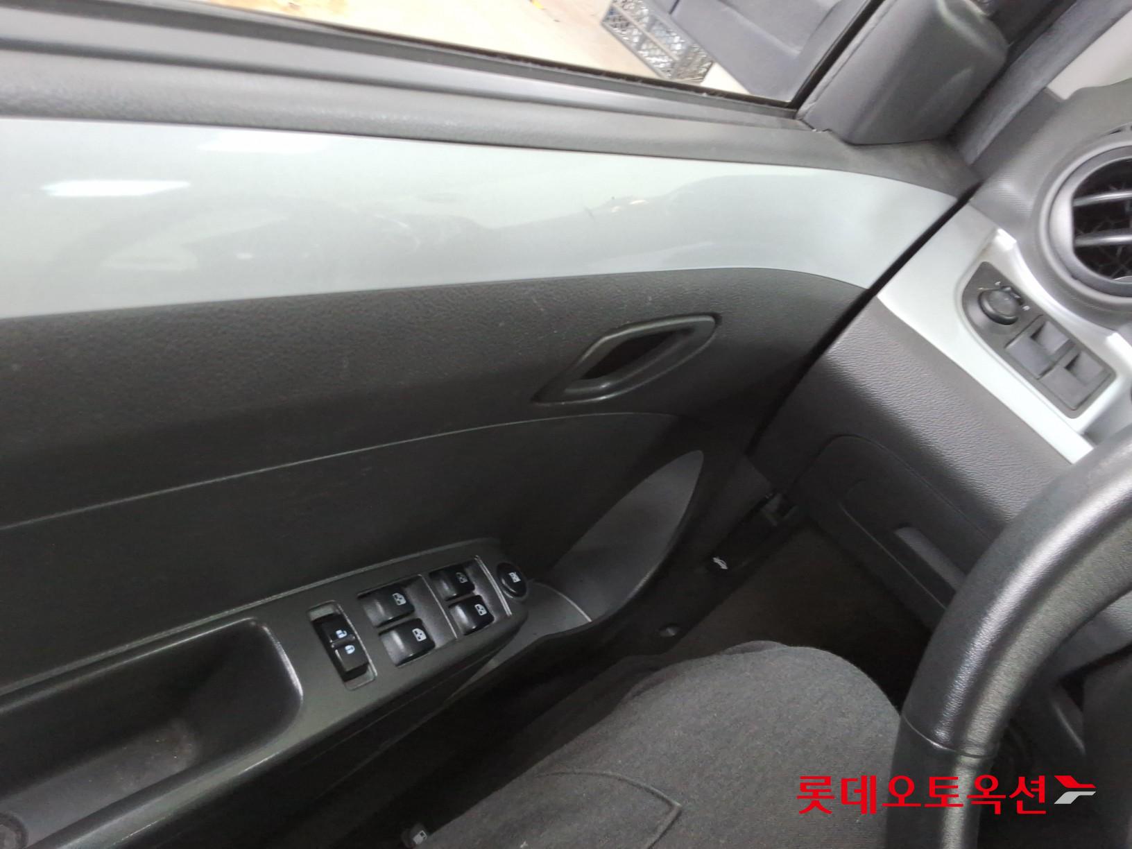 2015 - chevrolet spark