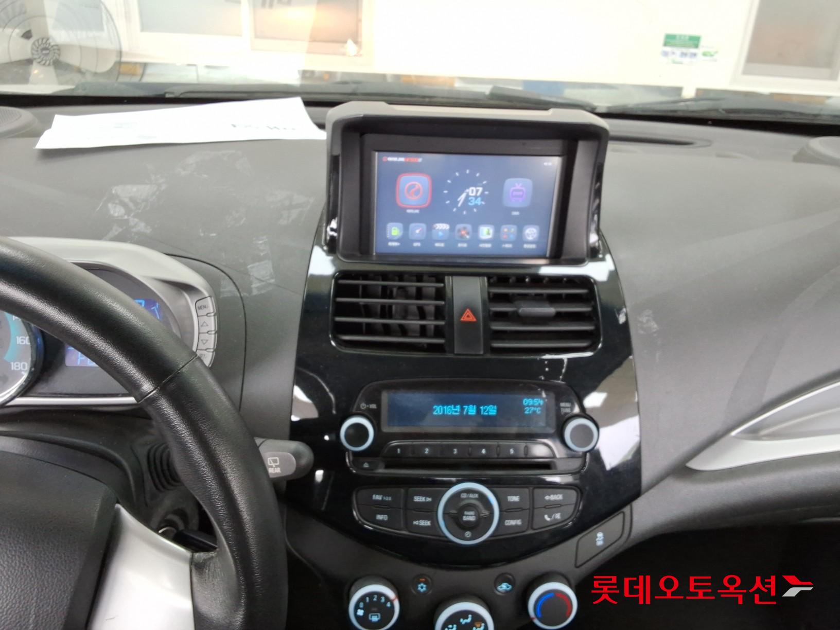 2015 - chevrolet spark