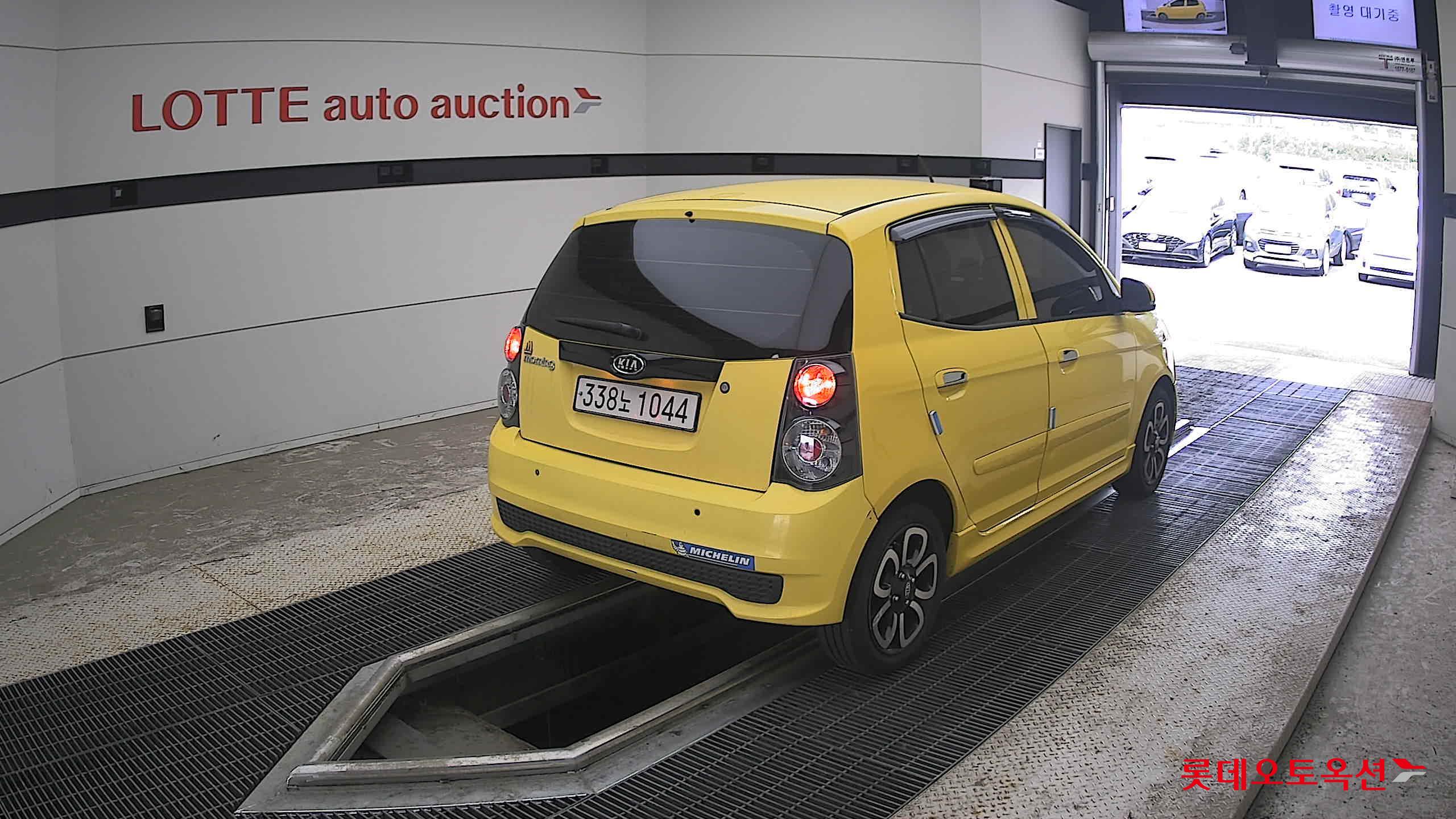 2011 - kia morning