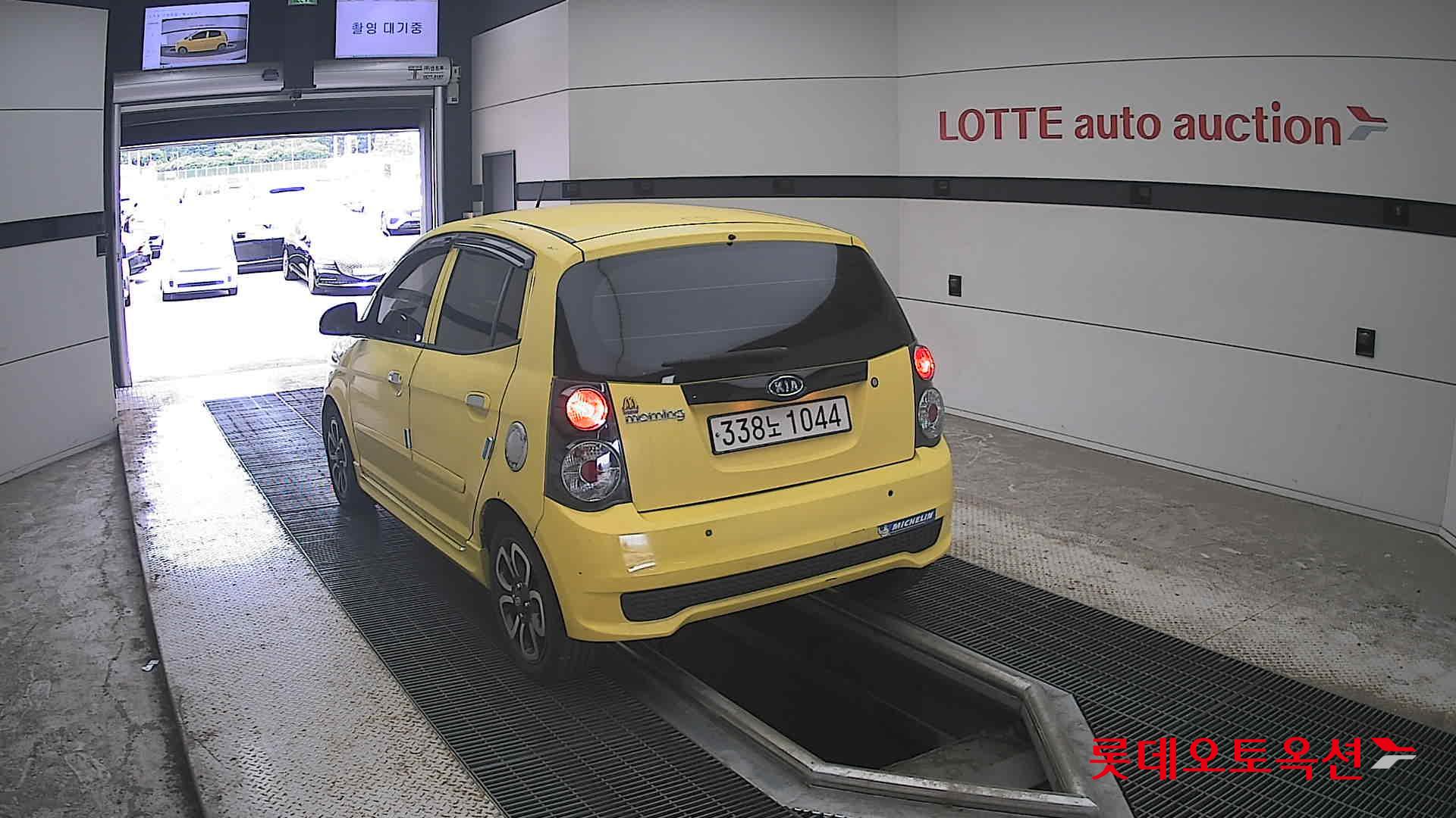 2011 - kia morning
