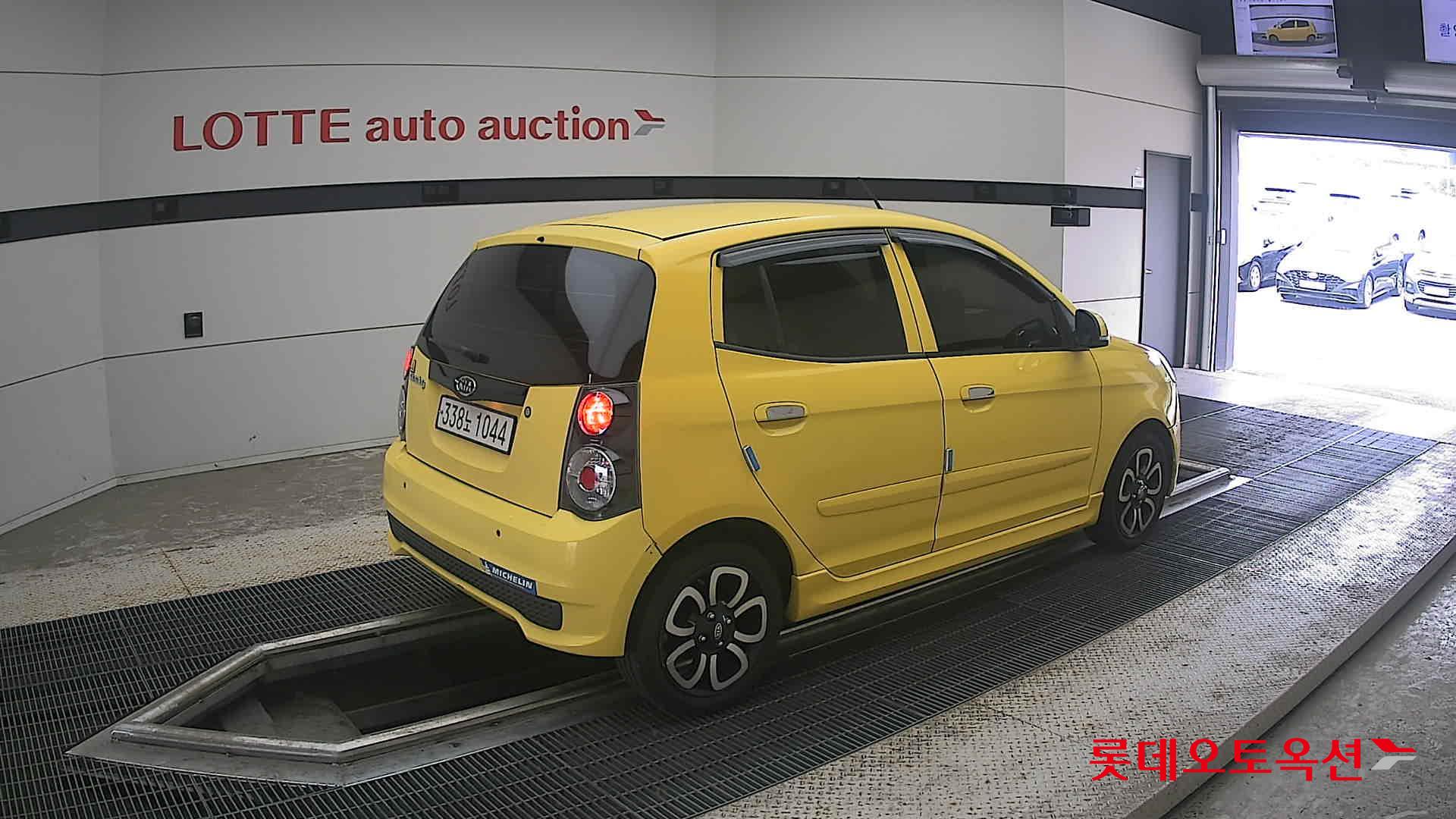 2011 - kia morning