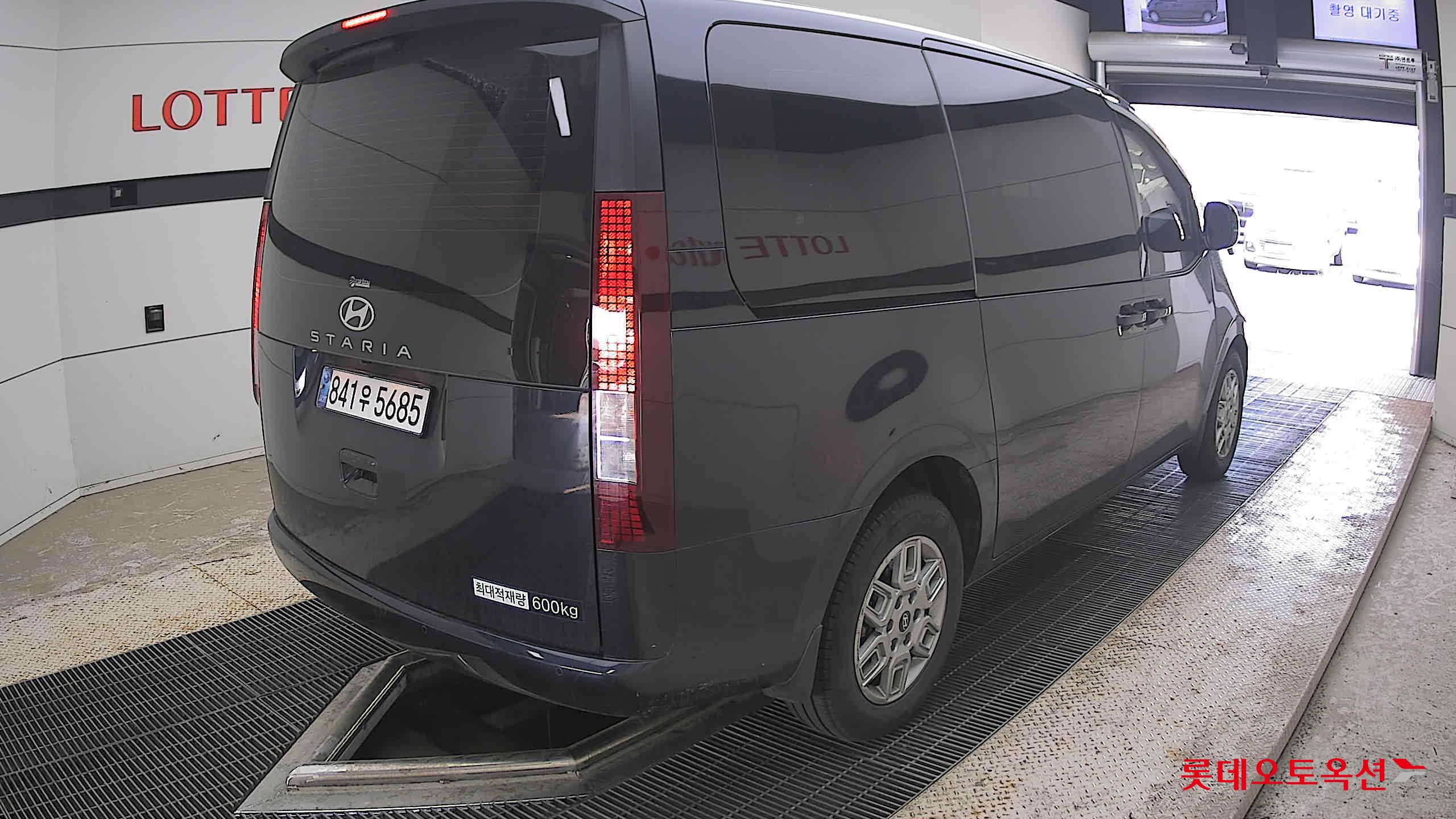 2025 - hyundai staria