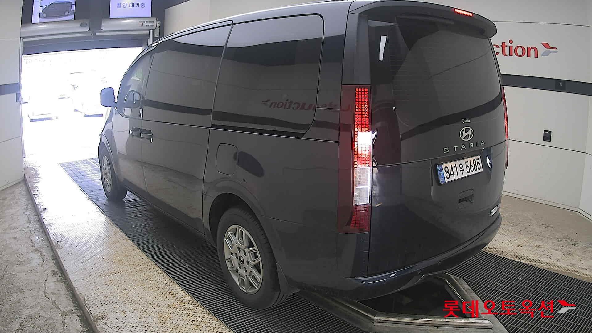 2025 - hyundai staria