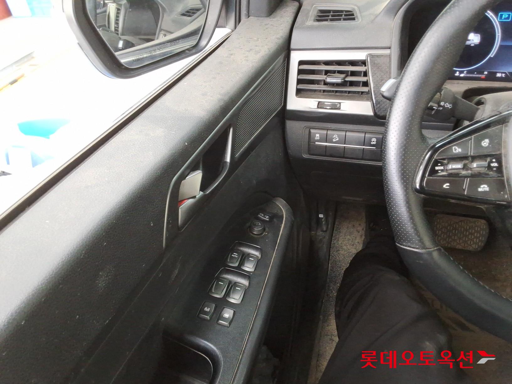 2023 - ssangyong rexton
