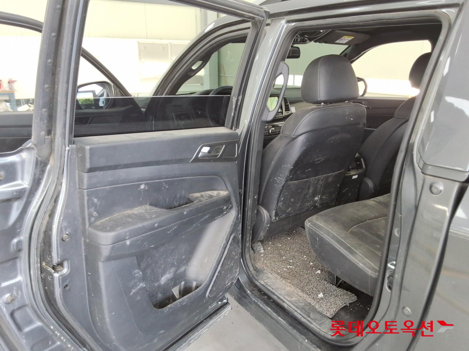 2023 - ssangyong rexton