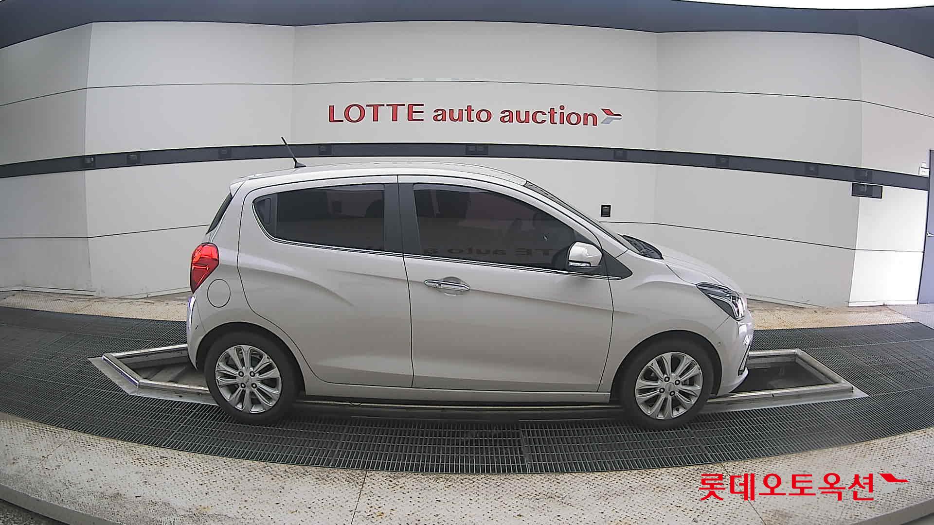 2017 - chevrolet spark