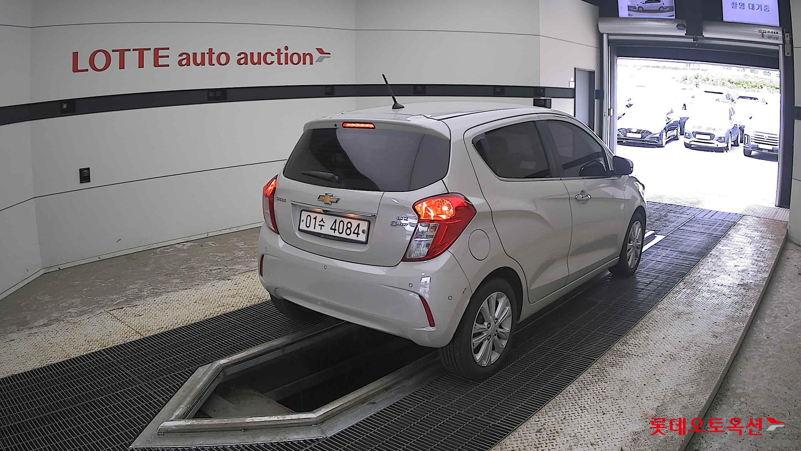 2017 - chevrolet spark