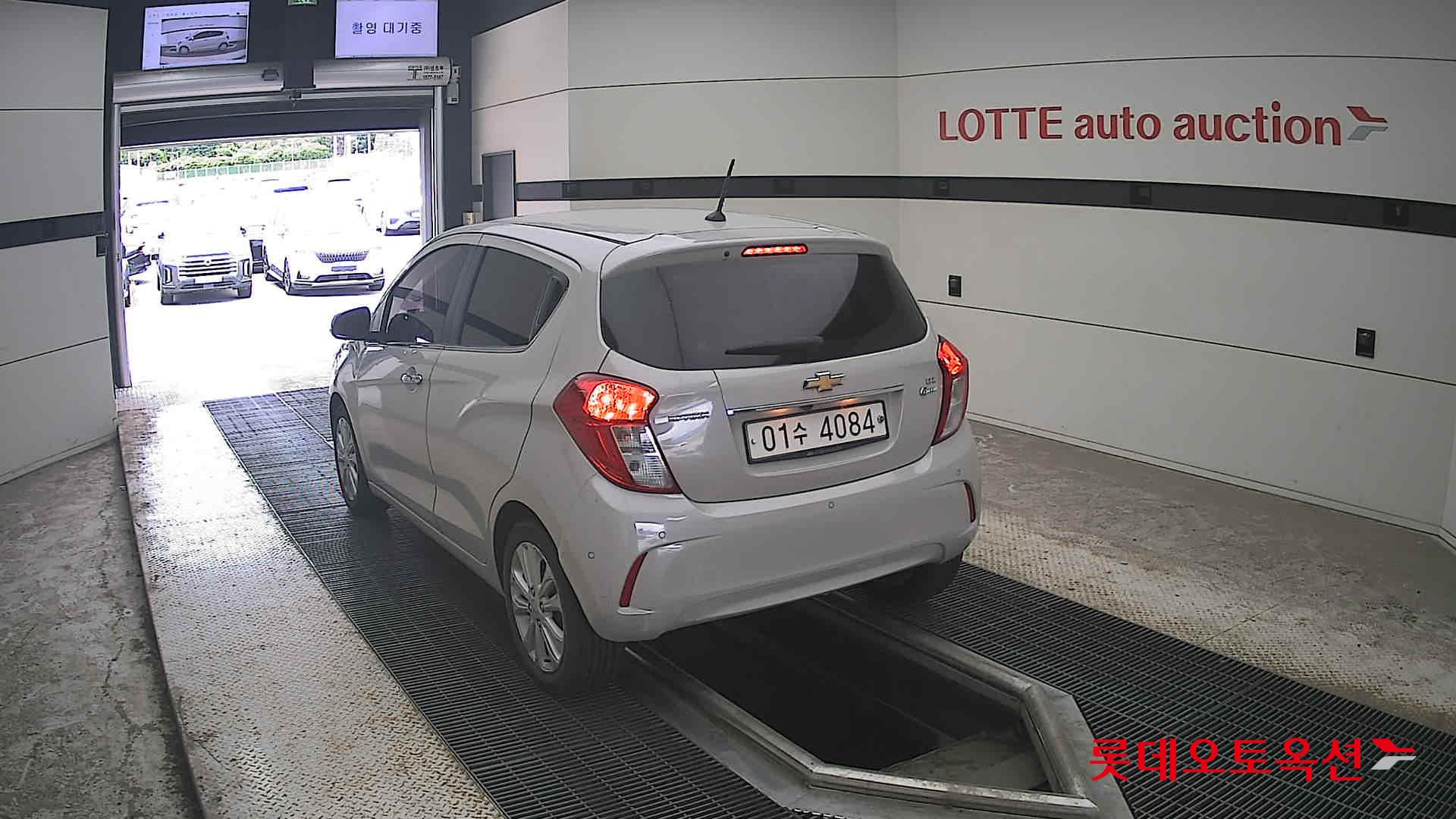 2017 - chevrolet spark