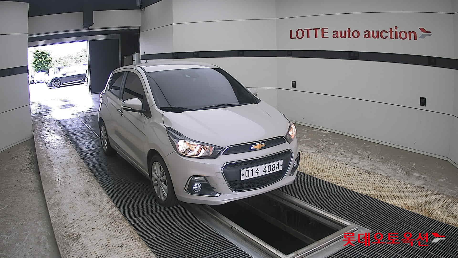 2017 - chevrolet spark
