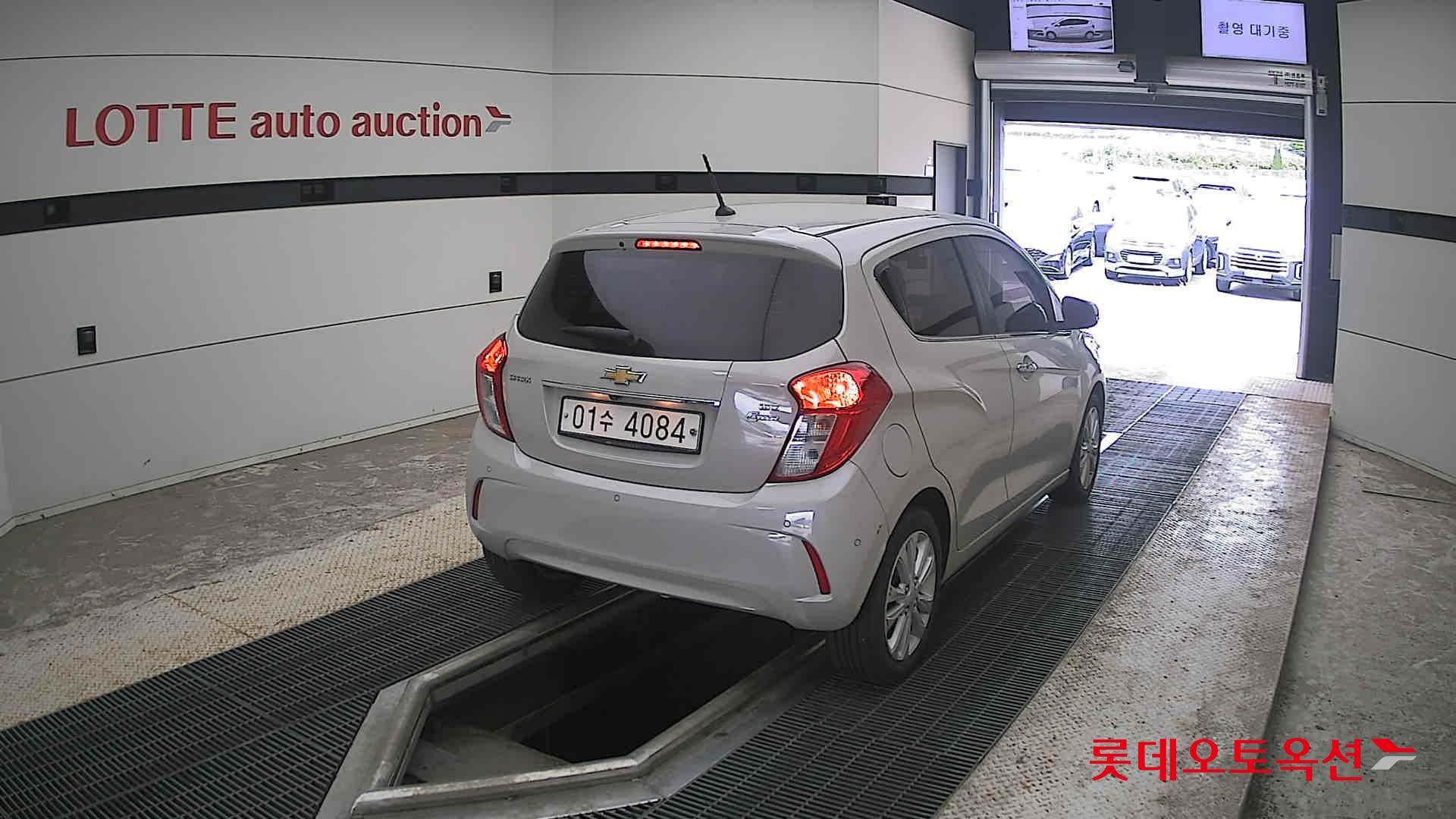 2017 - chevrolet spark