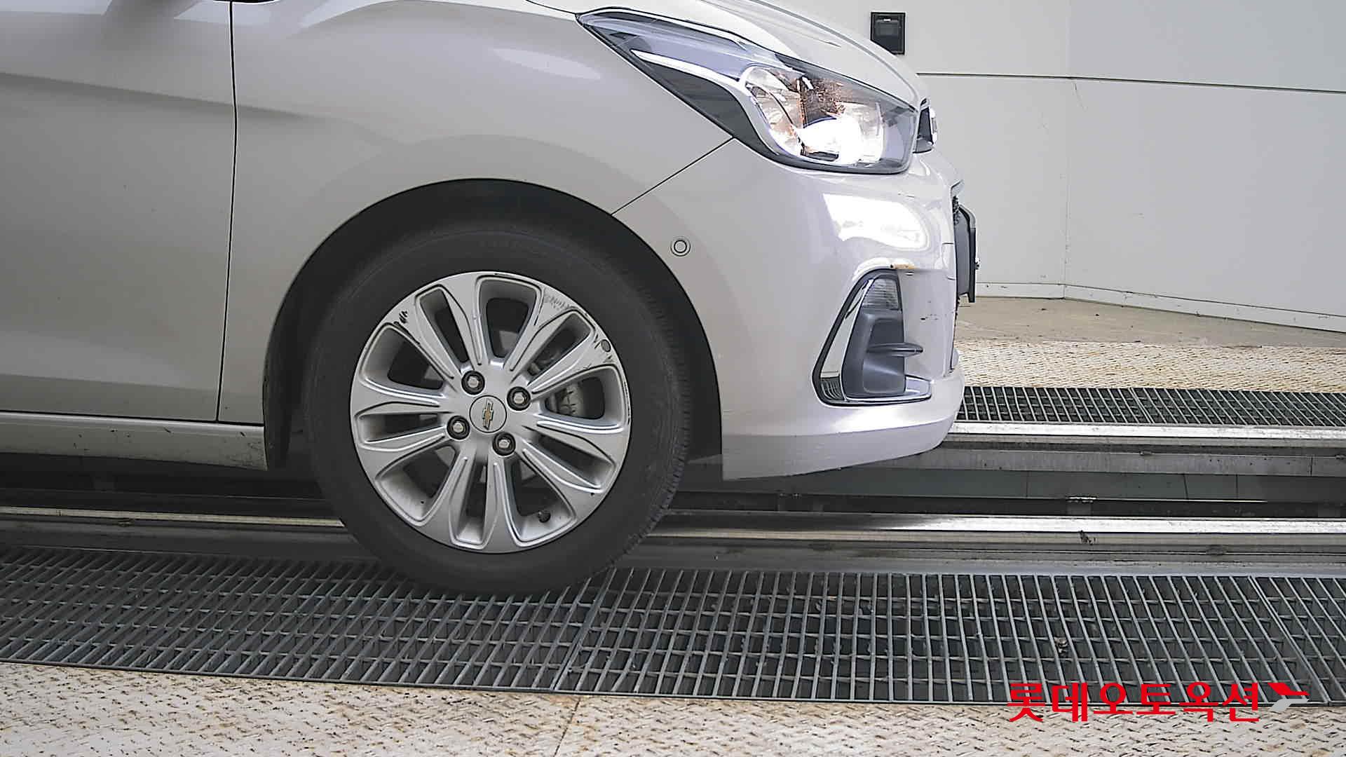 2017 - chevrolet spark
