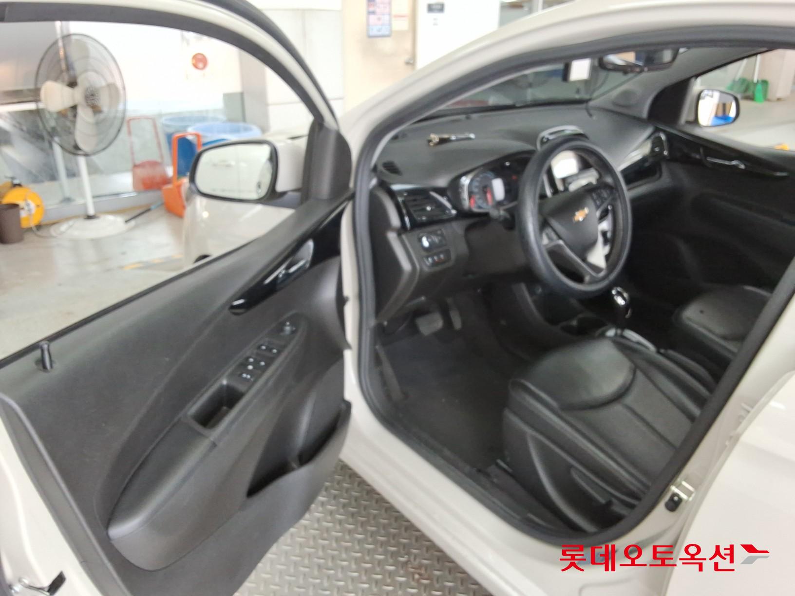 2017 - chevrolet spark