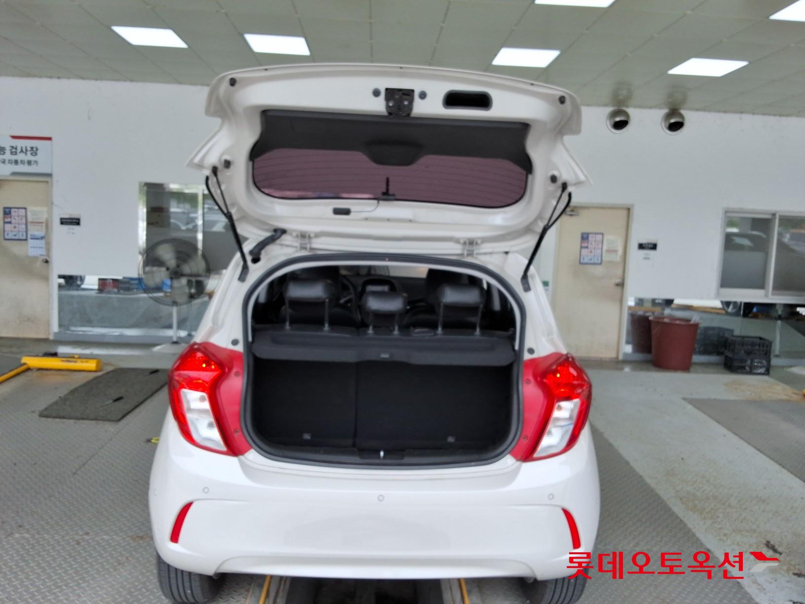 2017 - chevrolet spark