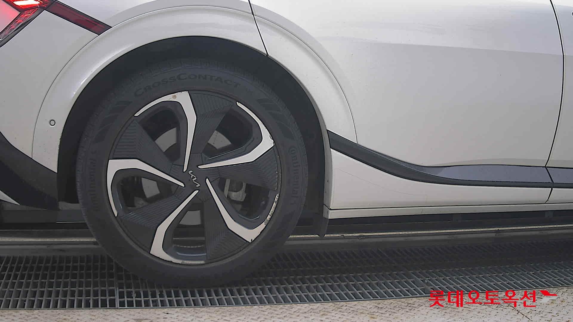 2022 - kia ev6
