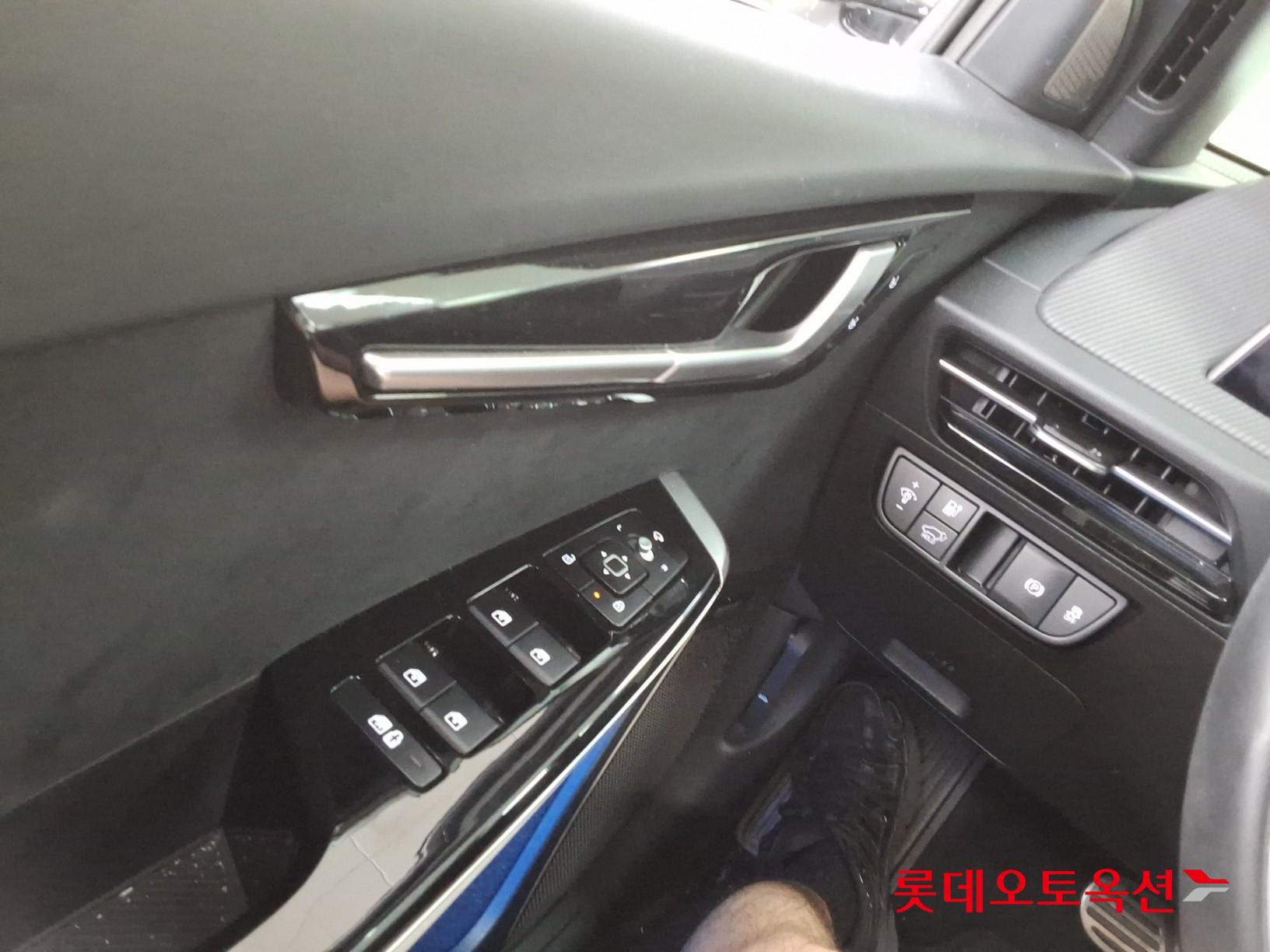 2022 - kia ev6