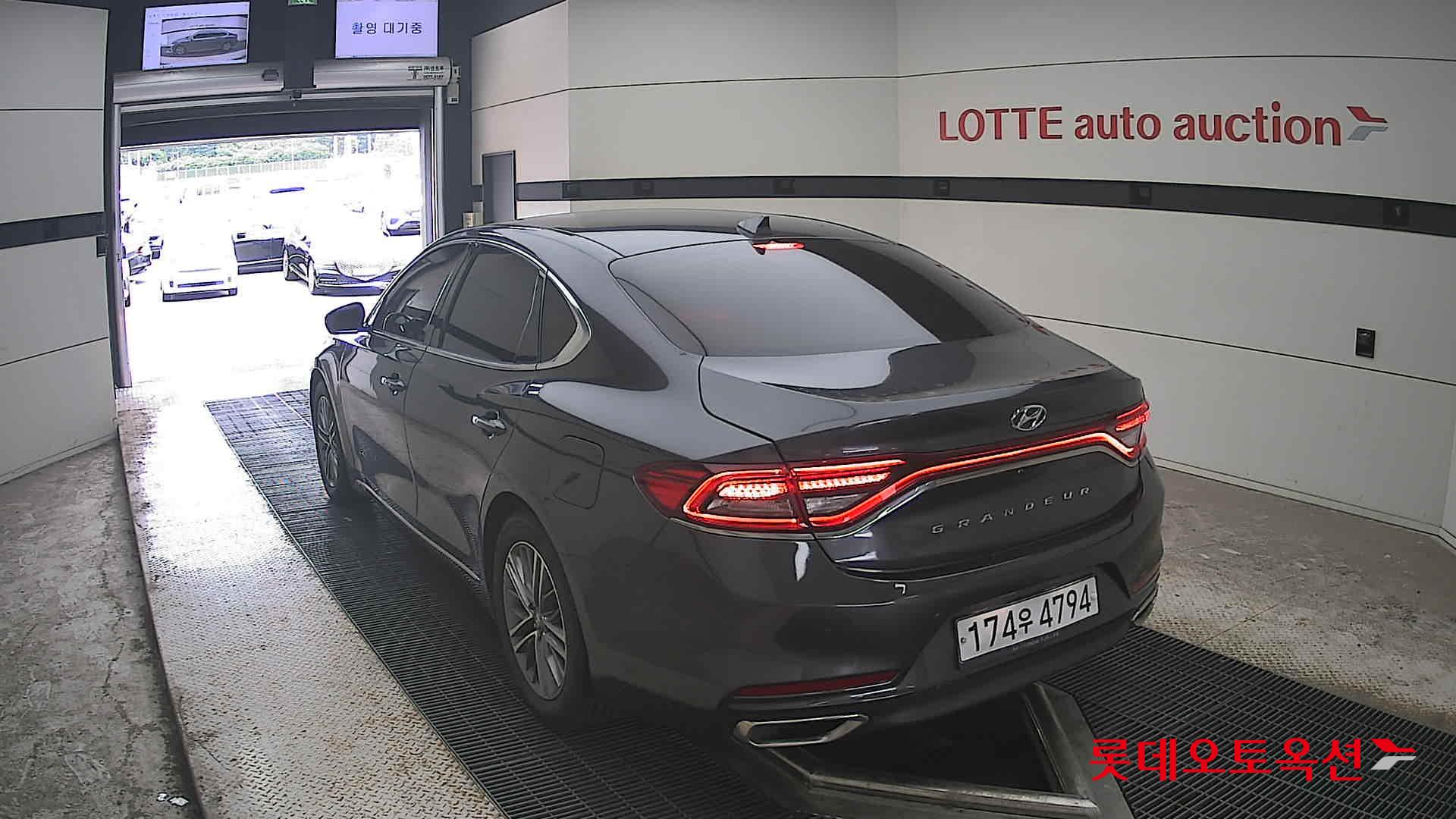 2019 - hyundai grandeur