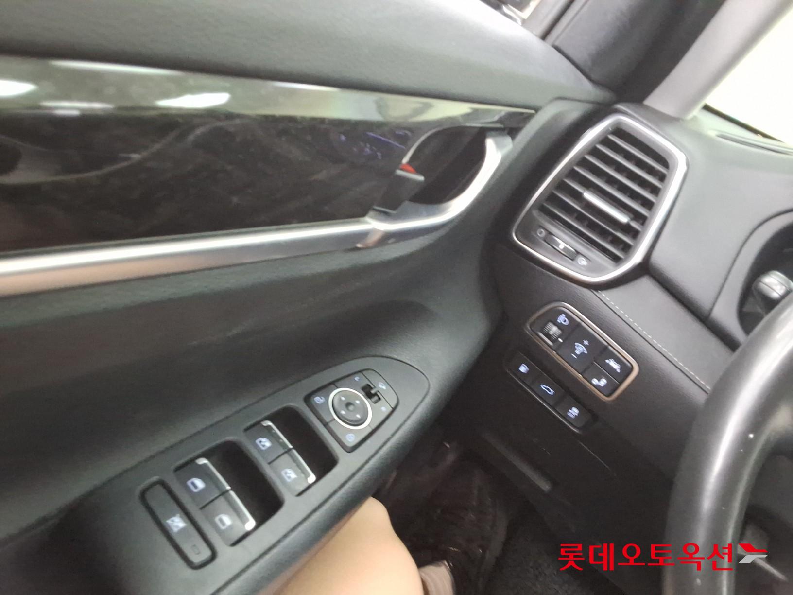 2019 - hyundai grandeur