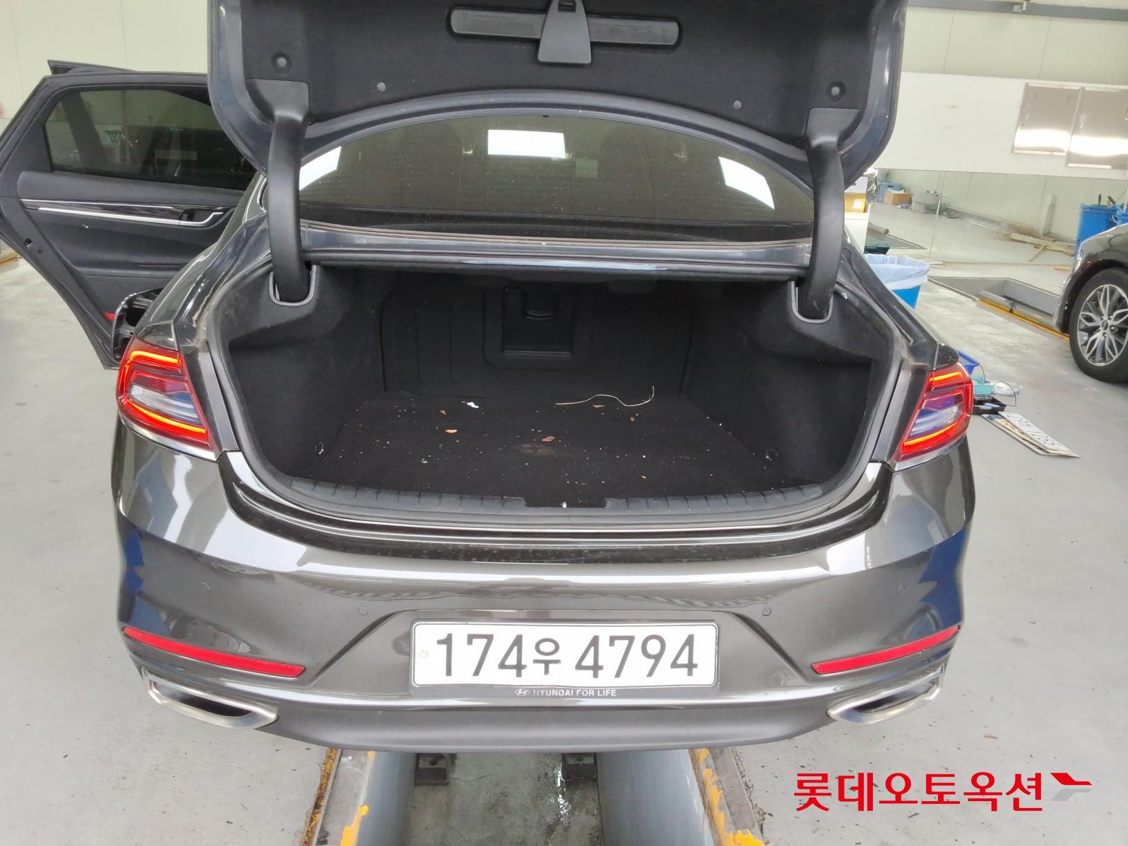 2019 - hyundai grandeur
