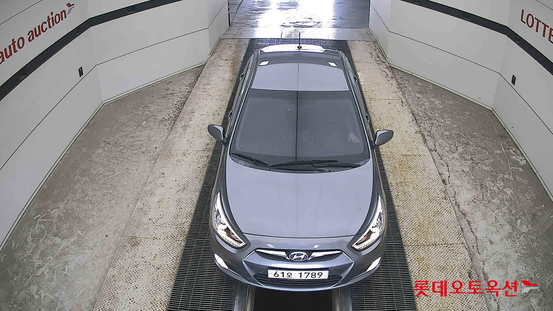 2014 - hyundai accent