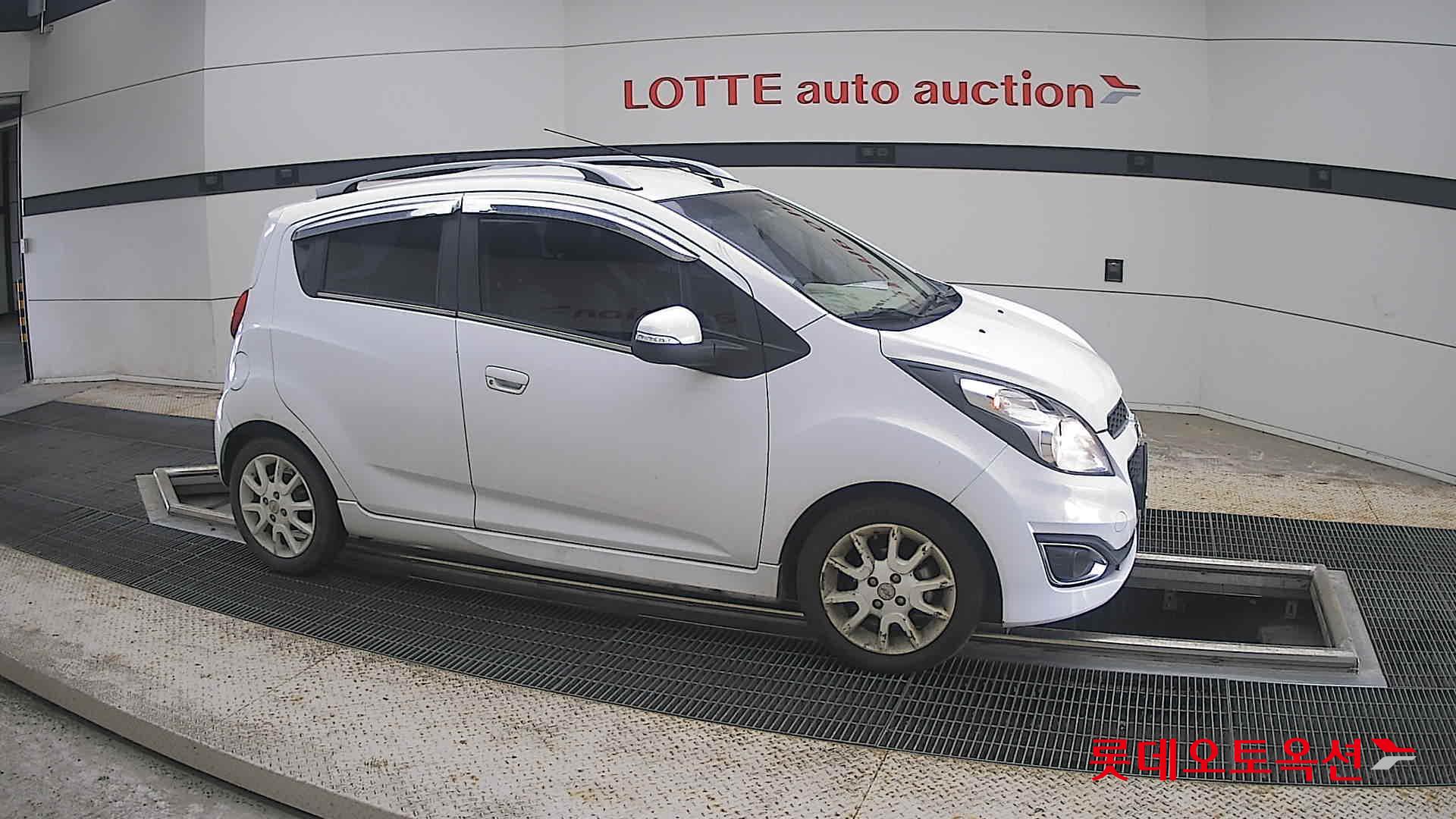 2013 - chevrolet spark