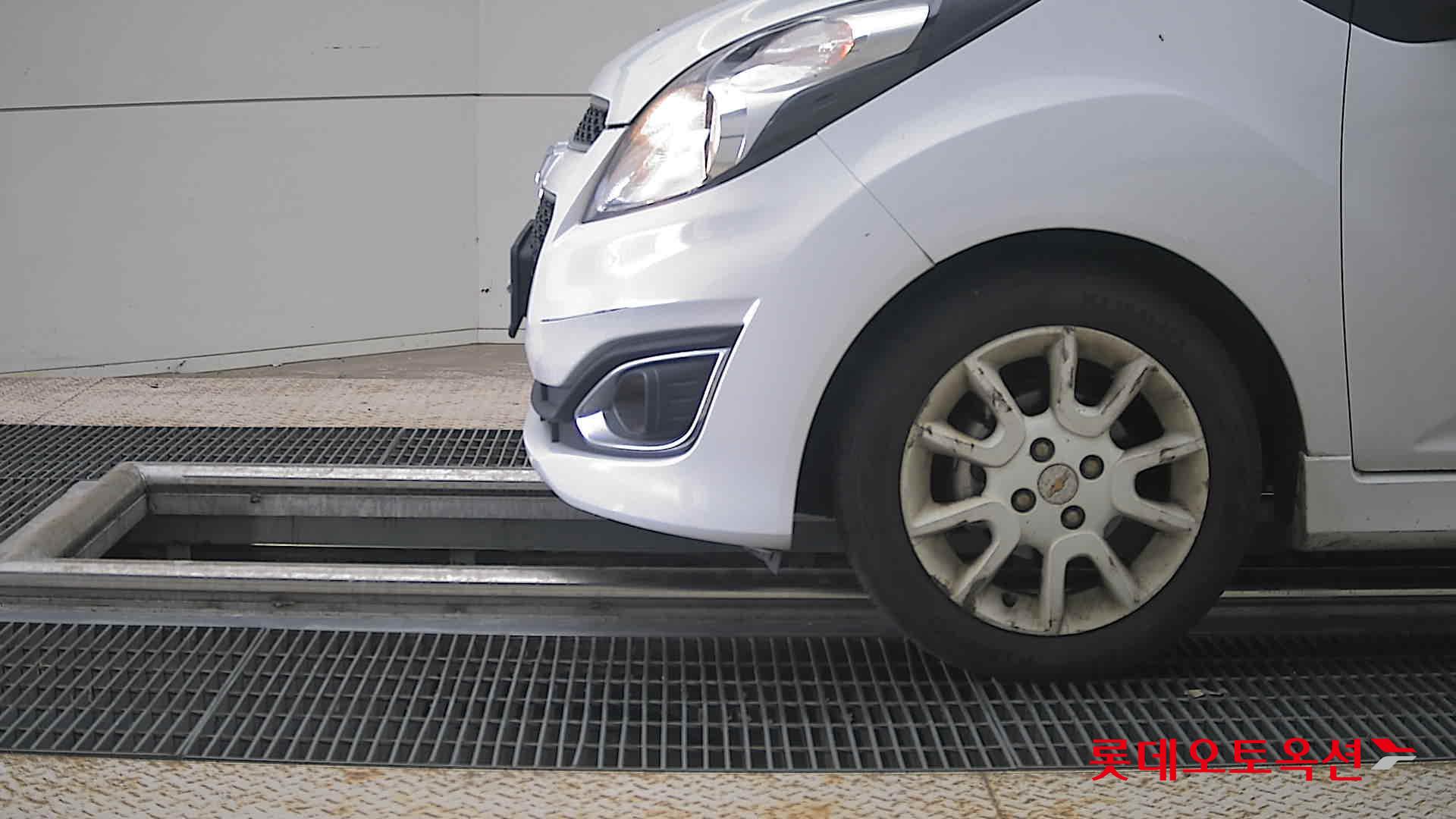 2013 - chevrolet spark