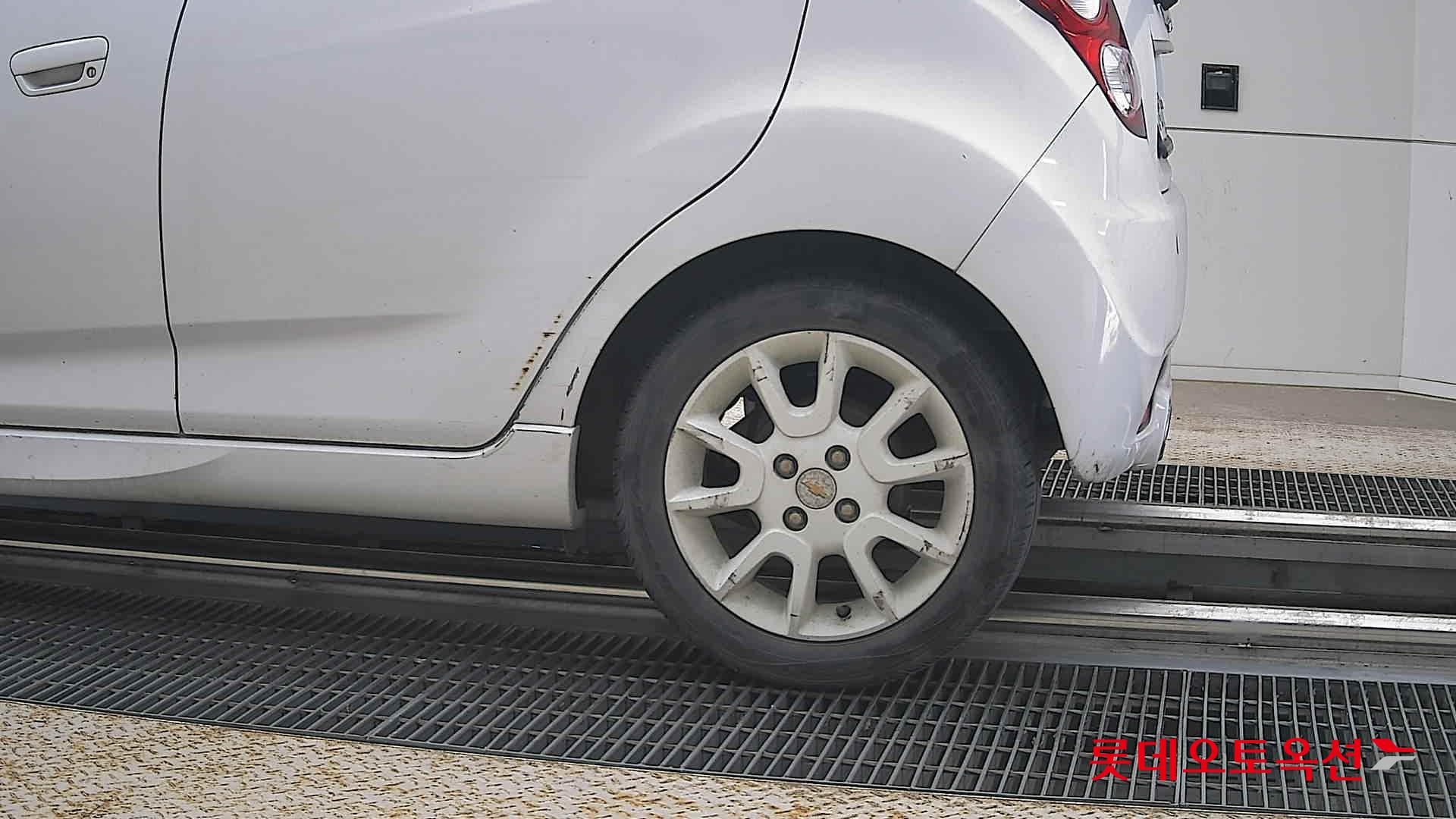 2013 - chevrolet spark