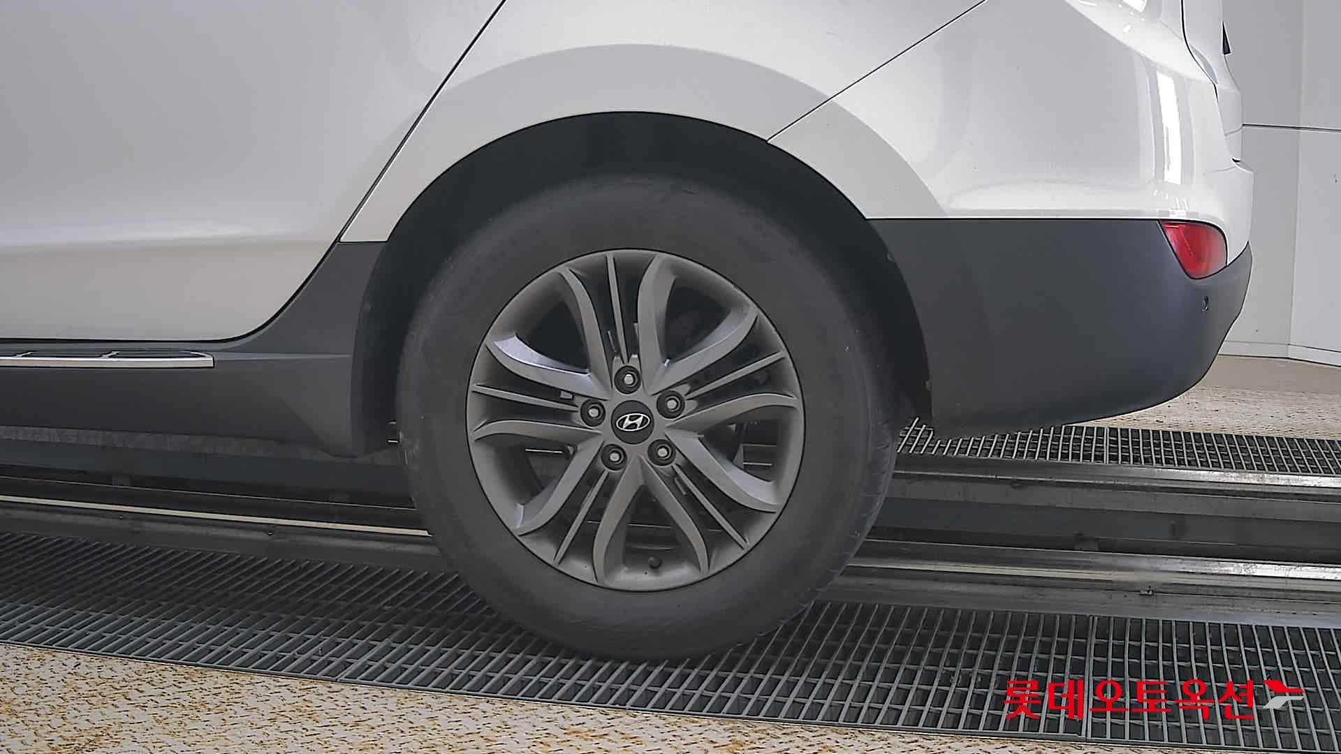 2014 - hyundai tucson